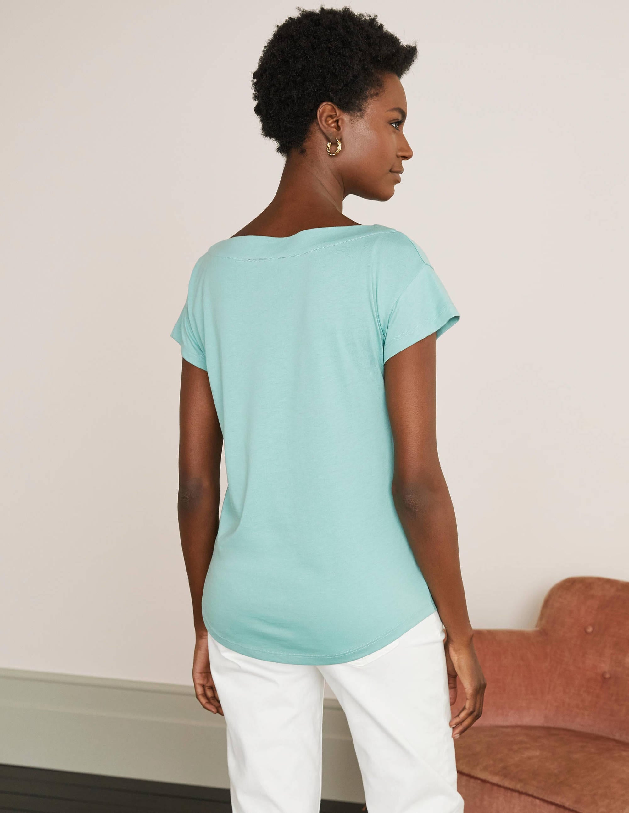 Superweiches T-Shirt mit U-Boot-Ausschnitt-Apfelgrün - Image 3