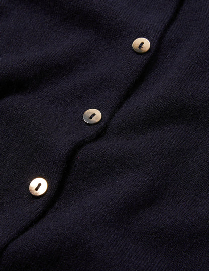 Kurz geschnittener Kaschmircardigan-Marineblau