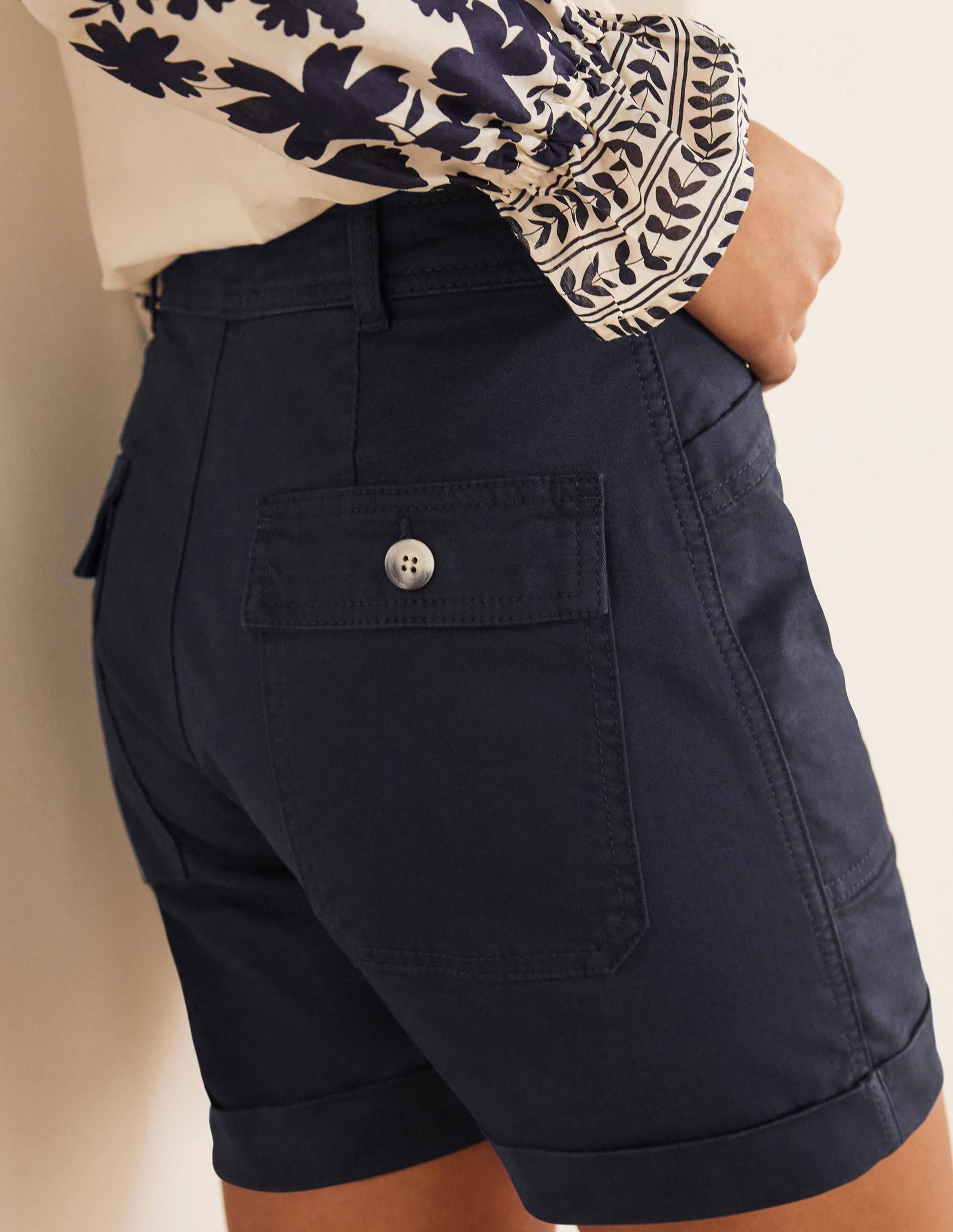 Abingdon Chino-Shorts-Marineblau-3