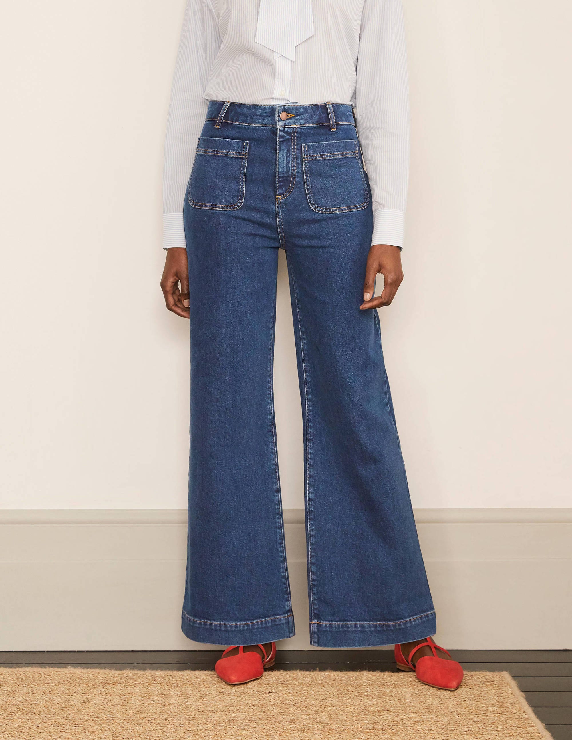 Patch Pocket Wide Leg Jeans-Mid Vintage - Image 1