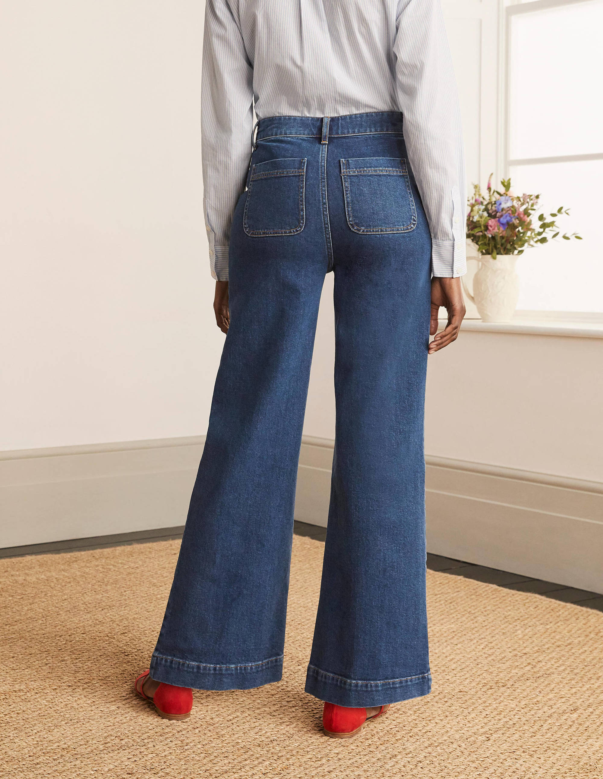 Patch Pocket Wide Leg Jeans-Mid Vintage - Image 2