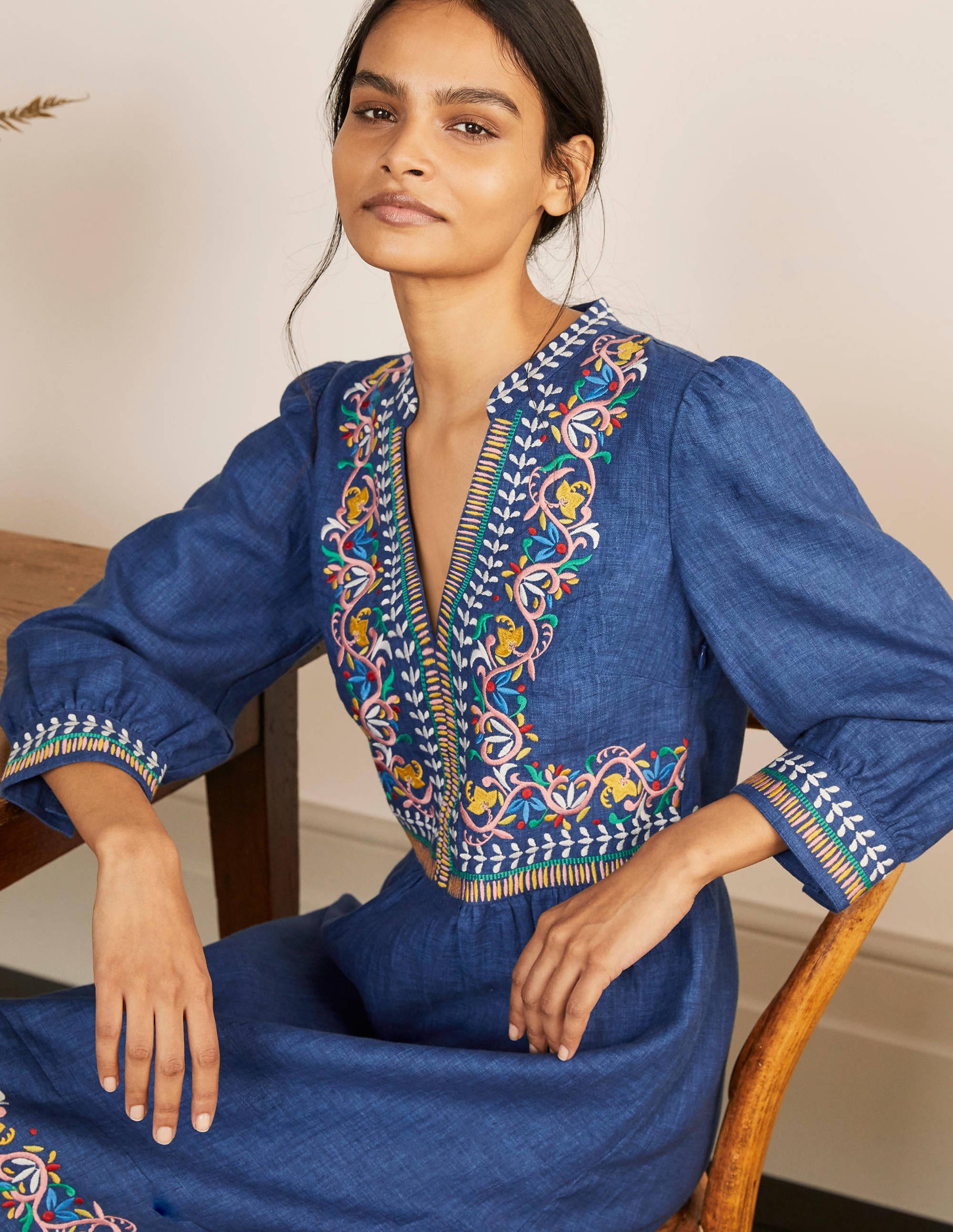 Robe Dakota brodée en lin-Délavage bleu moyen - Image 3
