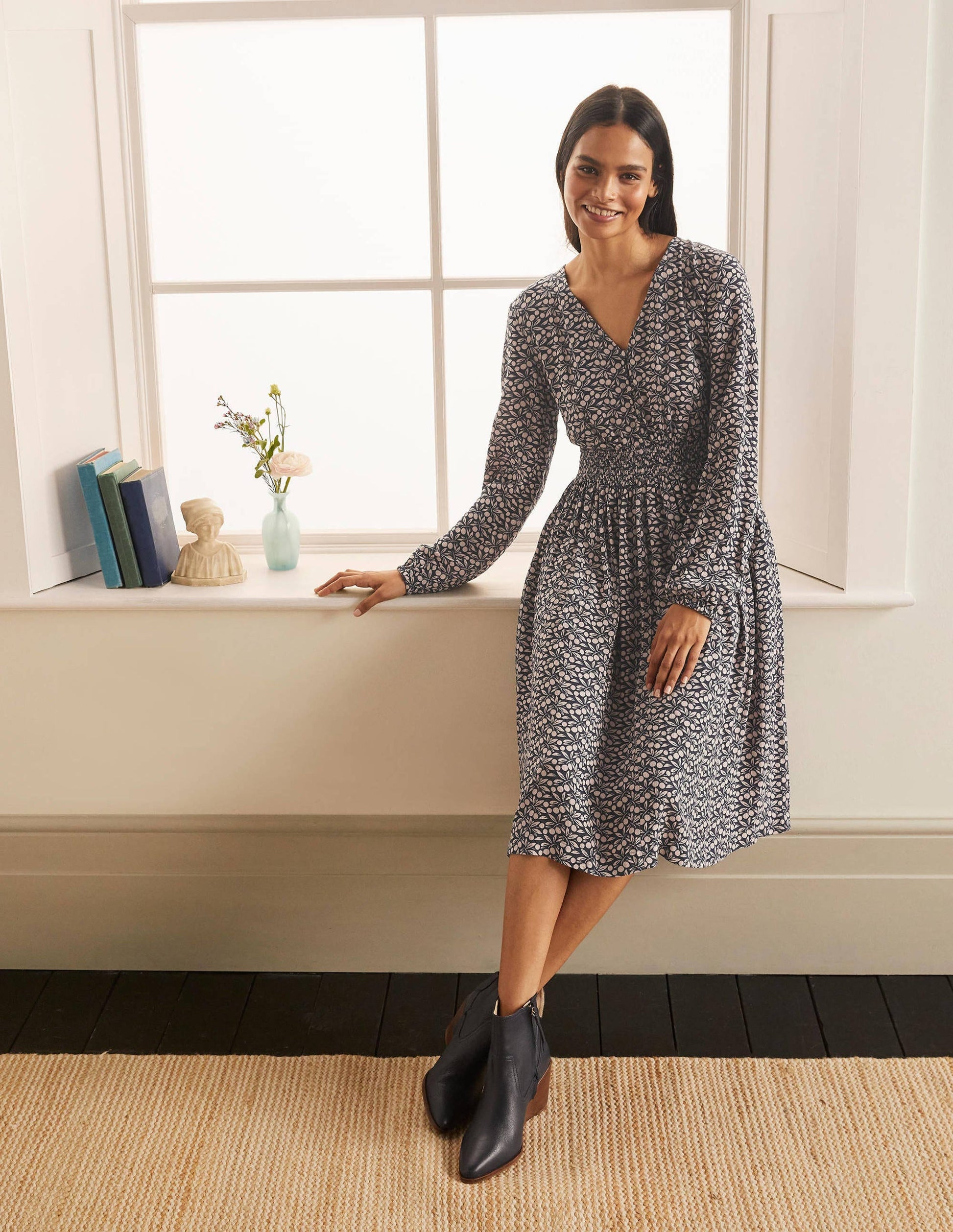 Susannah Smokkleid-Navy, Beerenzweig-4