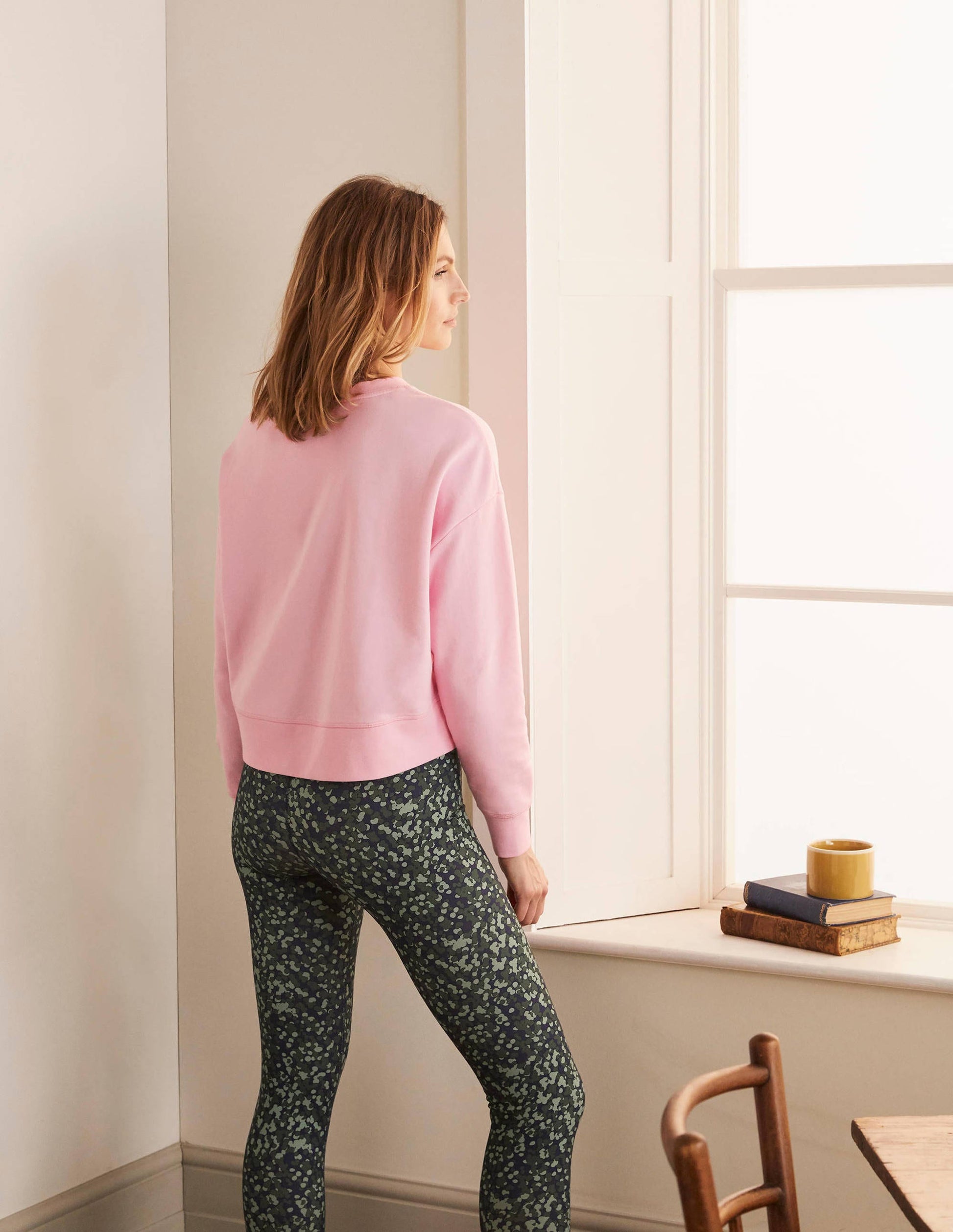 Sweat court-Motif Spring Blossom-3
