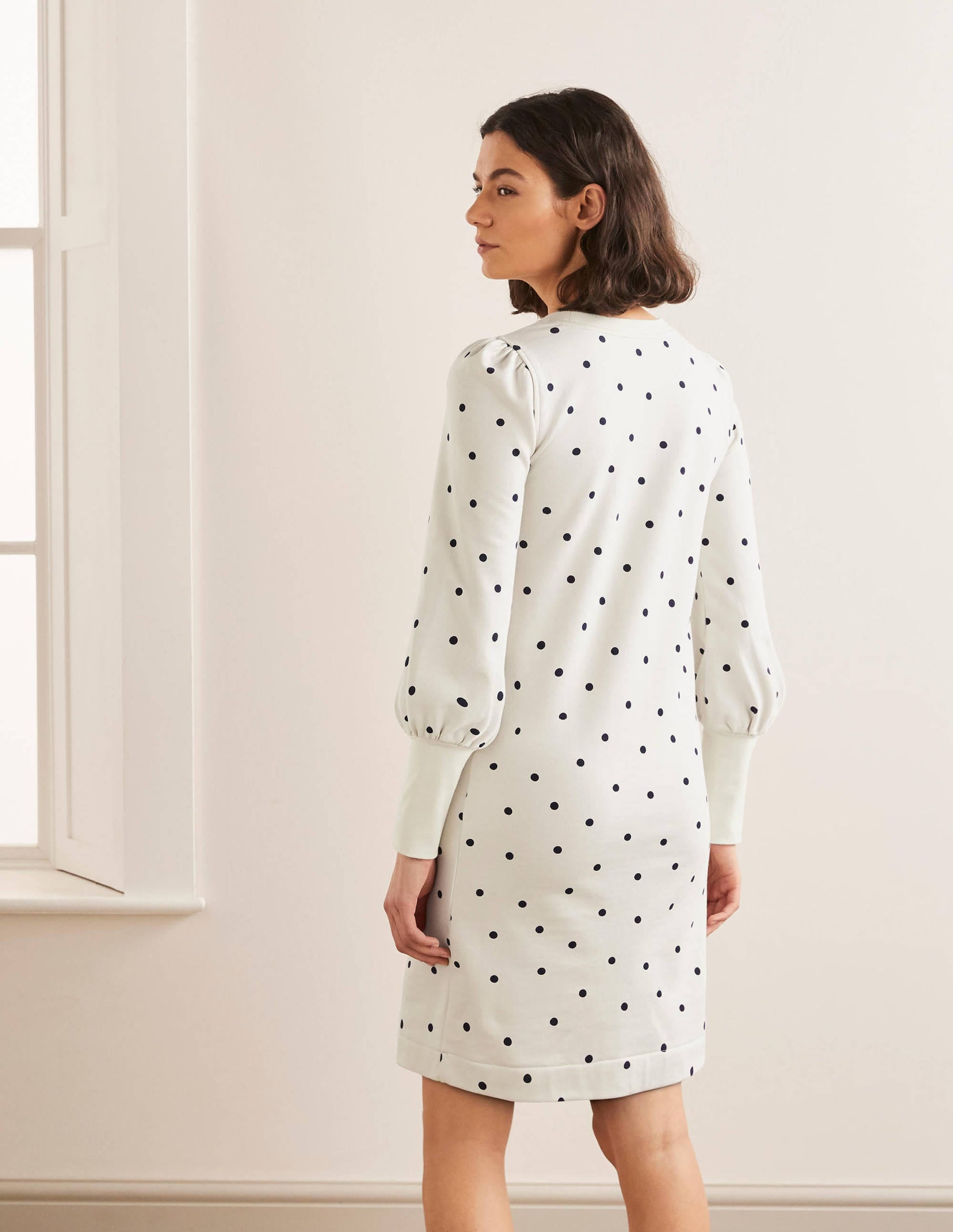 Romona Sweatshirt-Kleid-Naturweiß/Navy, Polka-Tupfen - Image 3