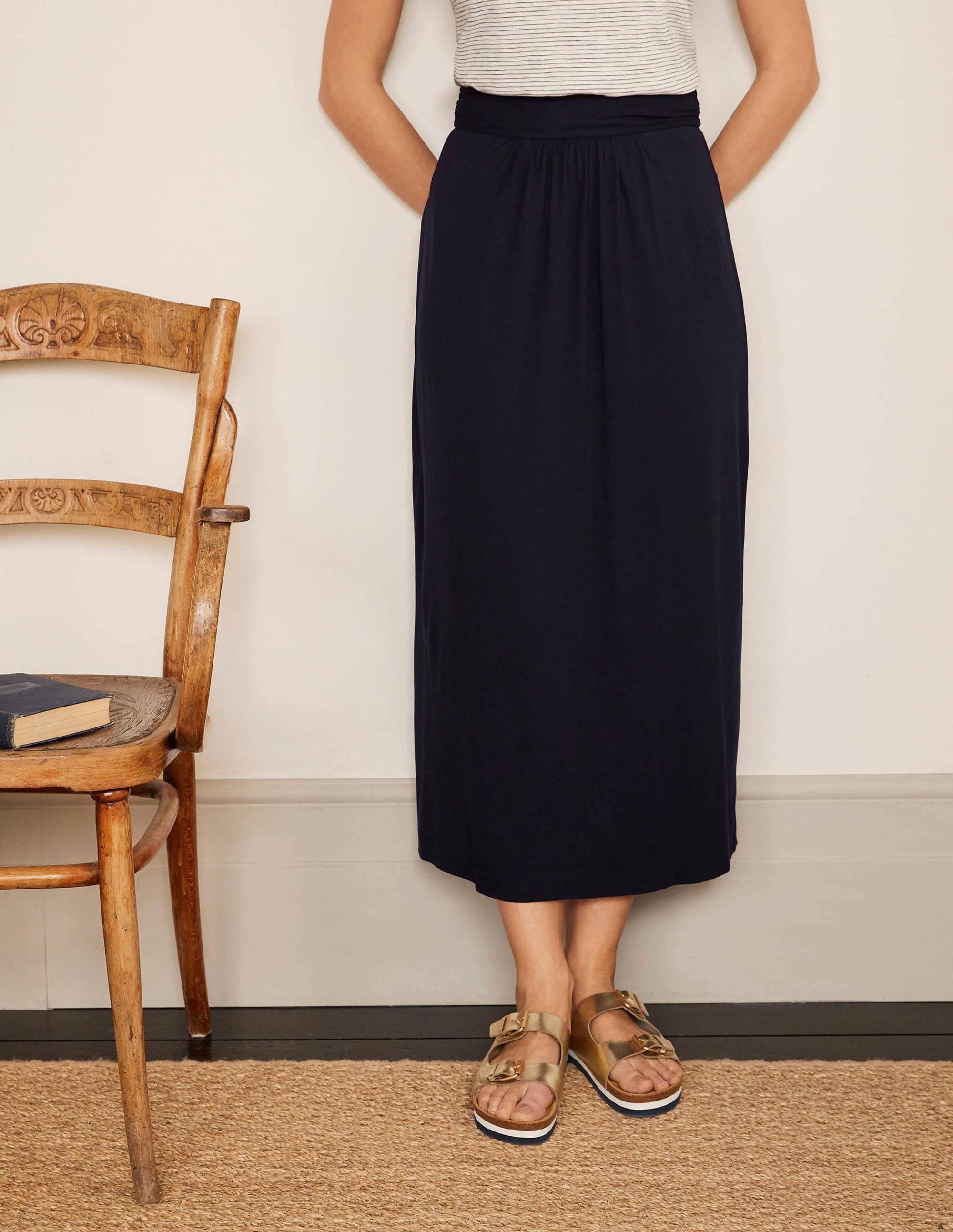 Ruched Waist Skirt-Navy - Image 2