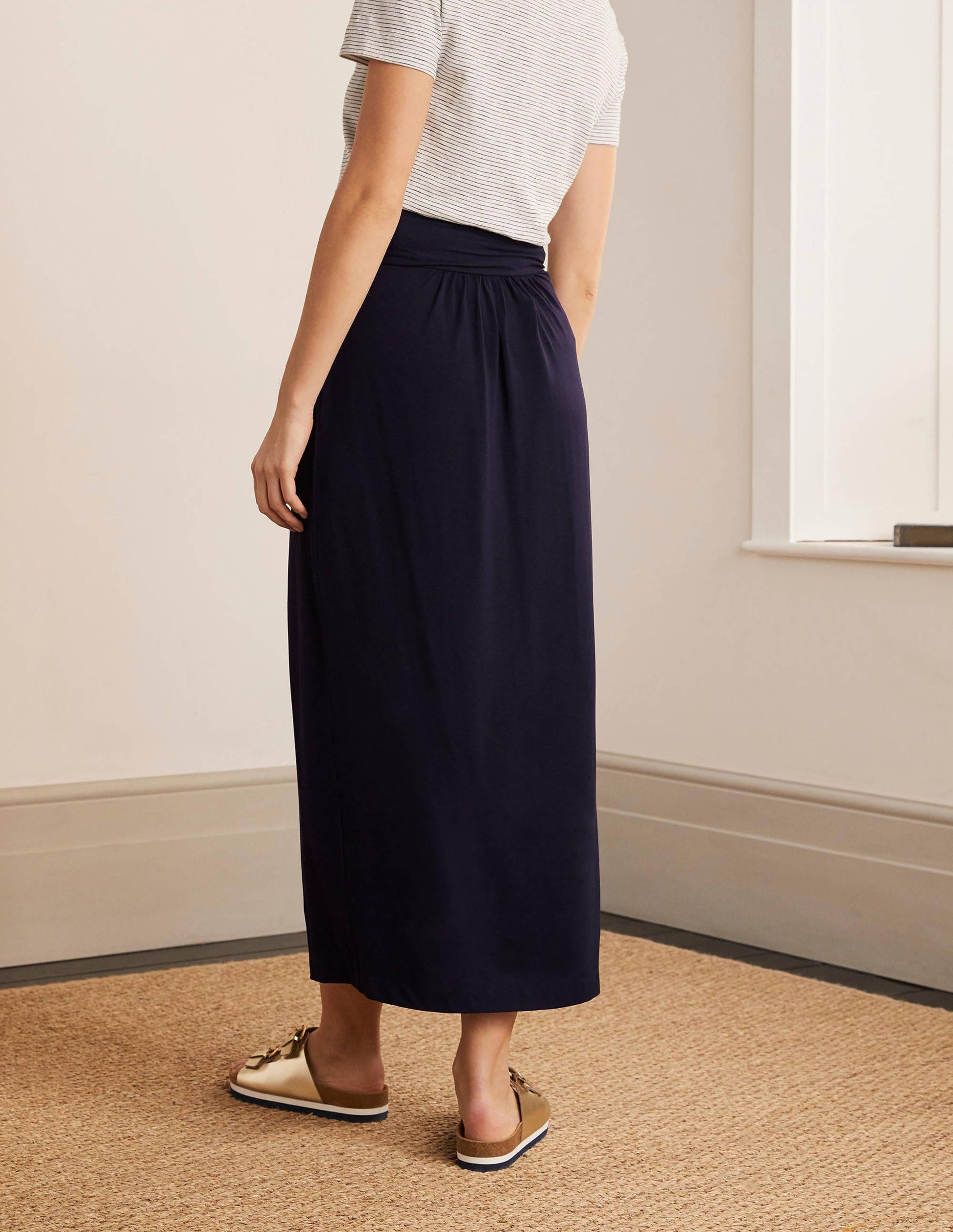 Ruched Waist Skirt-Navy-3