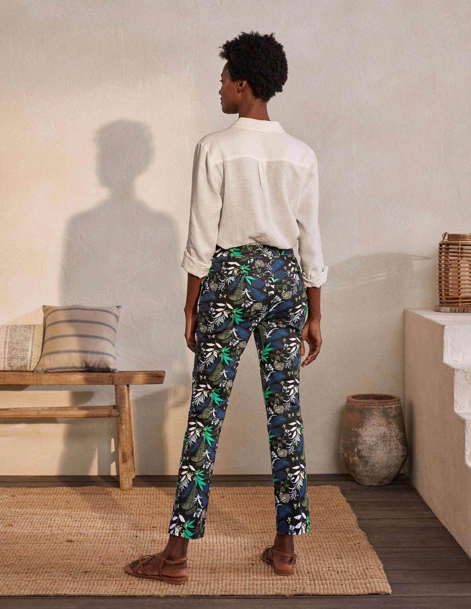 Richmond 7/8 Trouser-Black, Safari Fern - Image 2