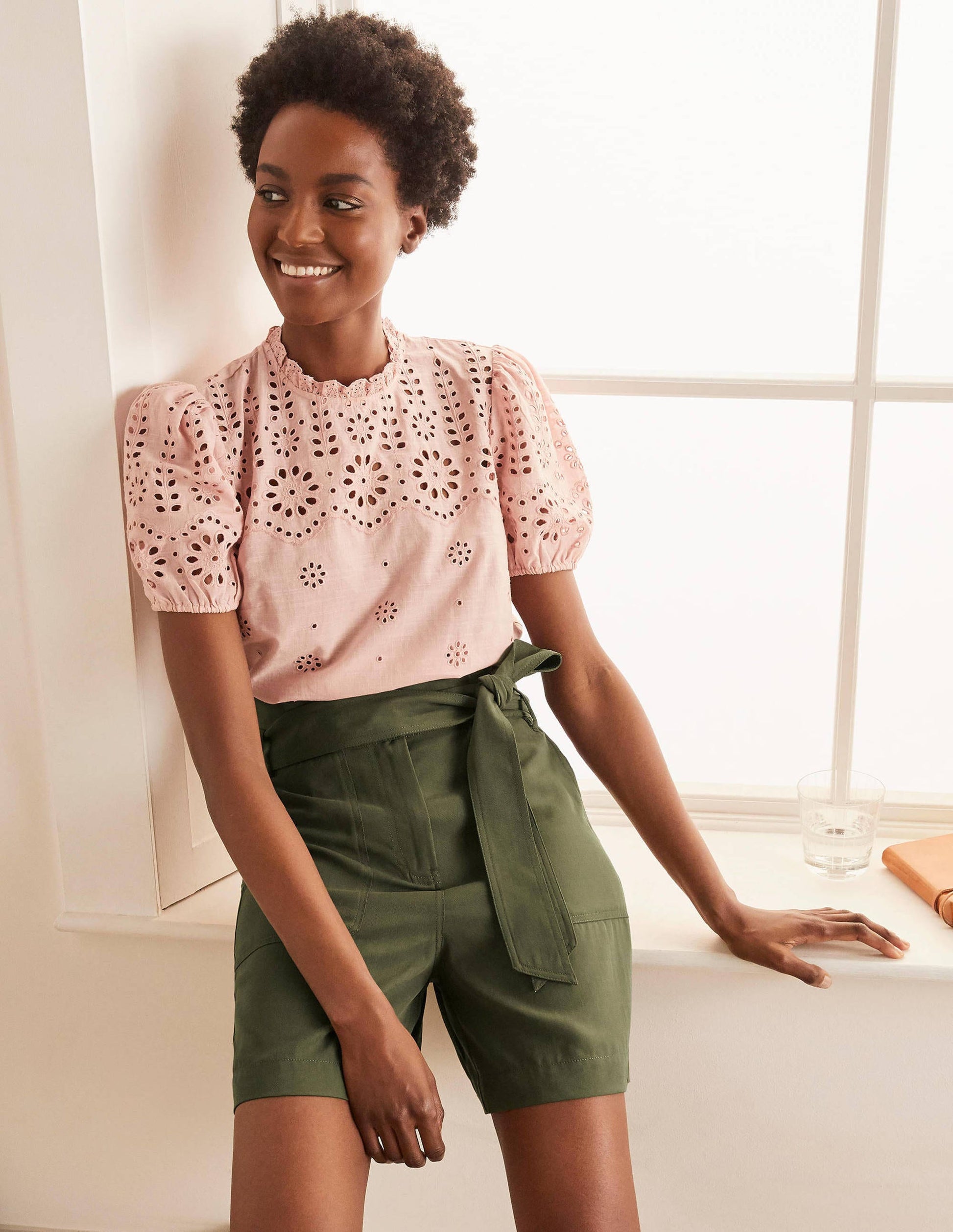 Short à taille froncée Elgin-Kaki-5