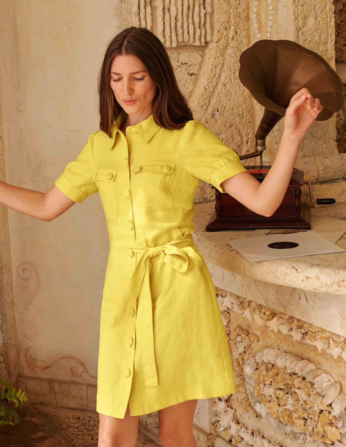 Carrie Hemdblusenkleid aus Leinen-Narzissengelb-4
