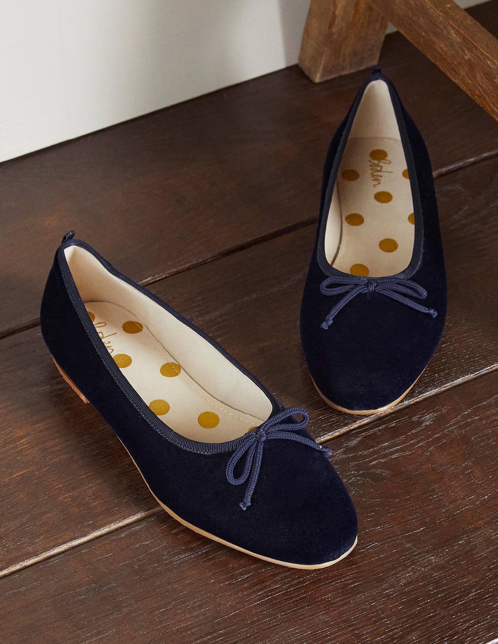 Ballerines couvrantes-Velours bleu marine-1