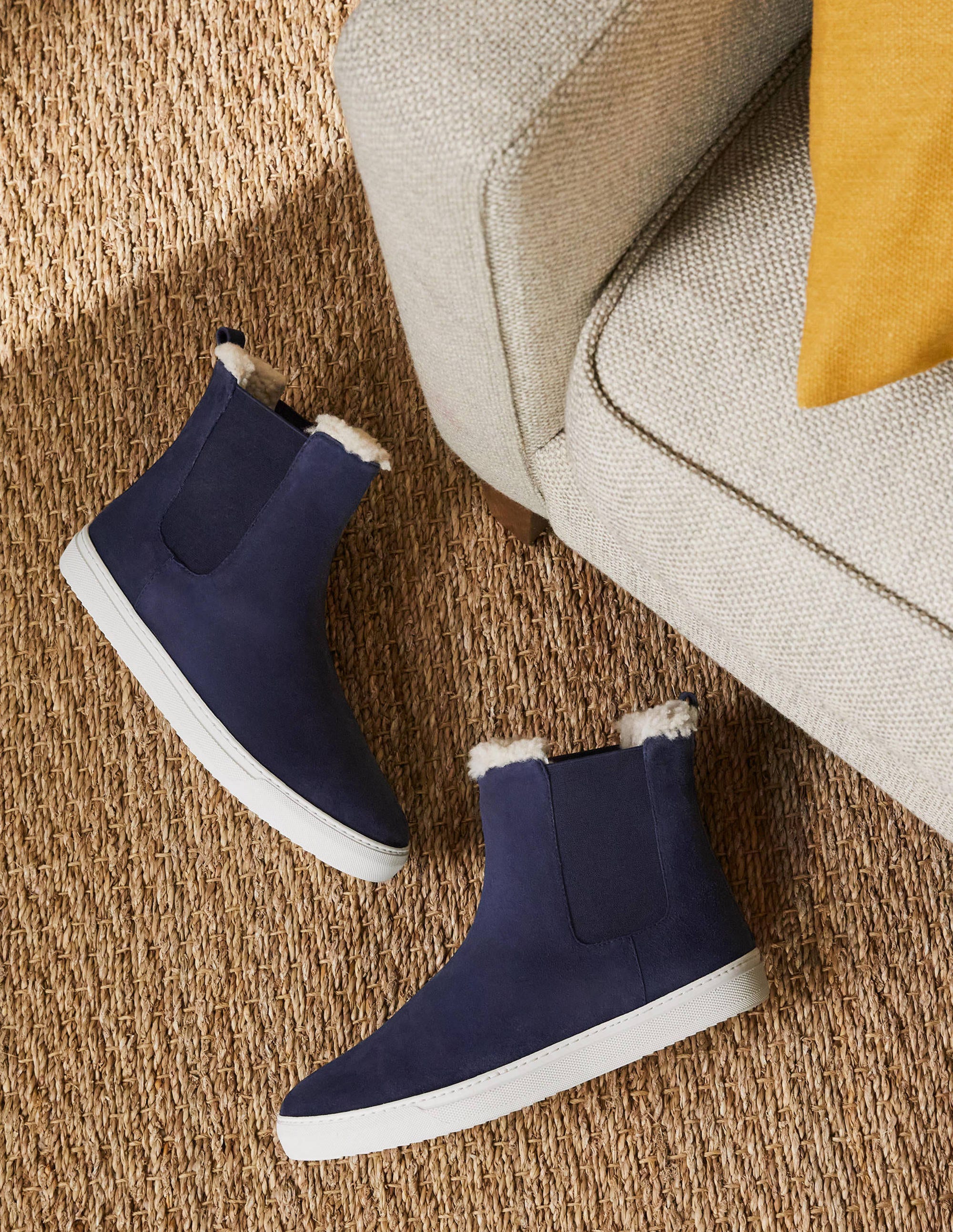 Bottines chelsea en peau de mouton-Bleu marine - Image 1