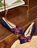 Chaussures Vanessa avec nœud-Bleu marine/pompon