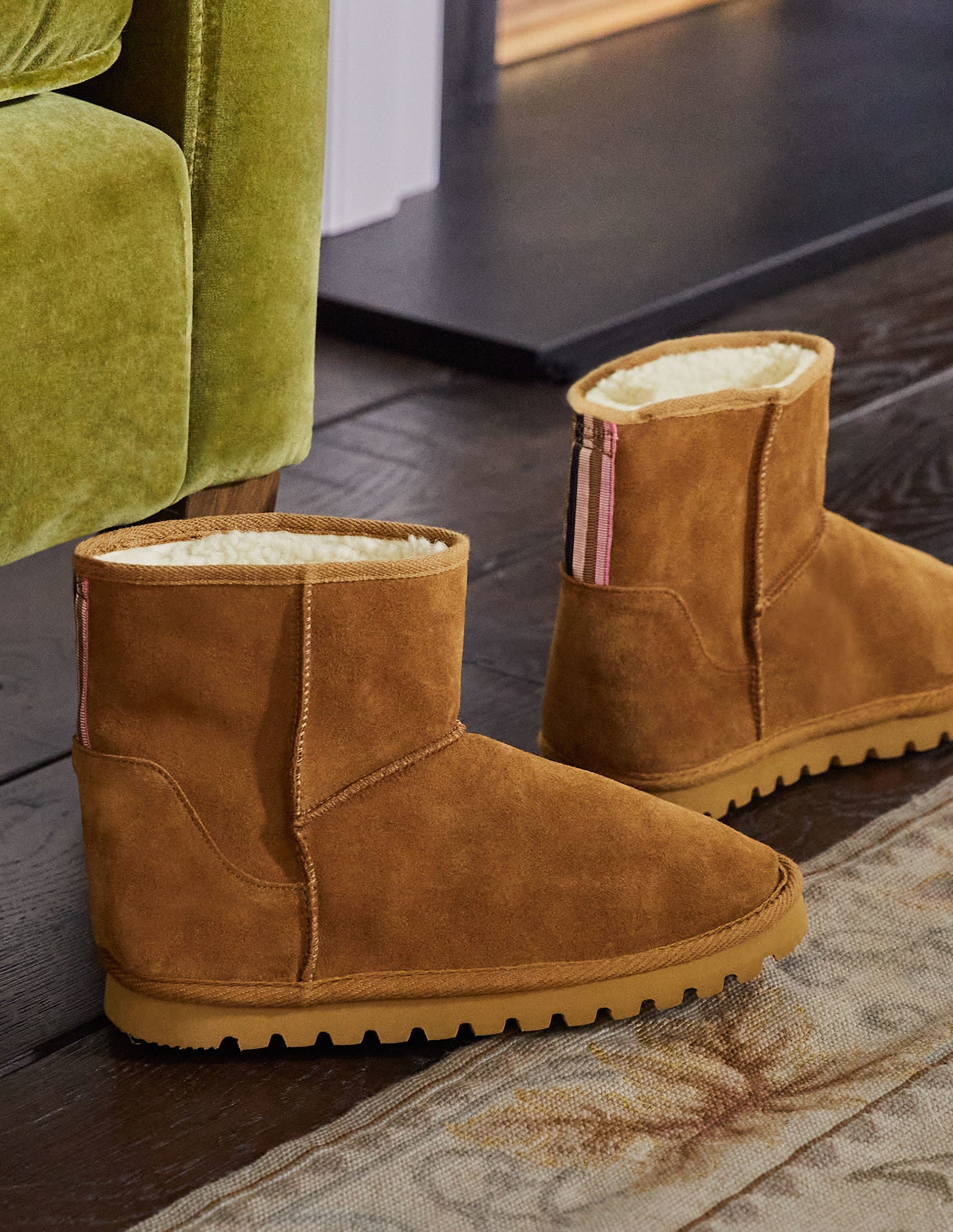 Hausschuhstiefel mit Borg-Futter-Hellbraun-1