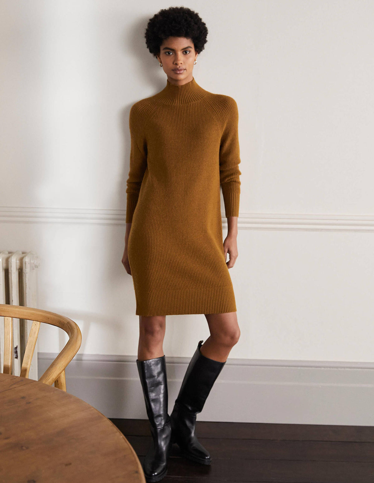 Strickkleid mit hohem Kragen-Altes Moosgrün-5