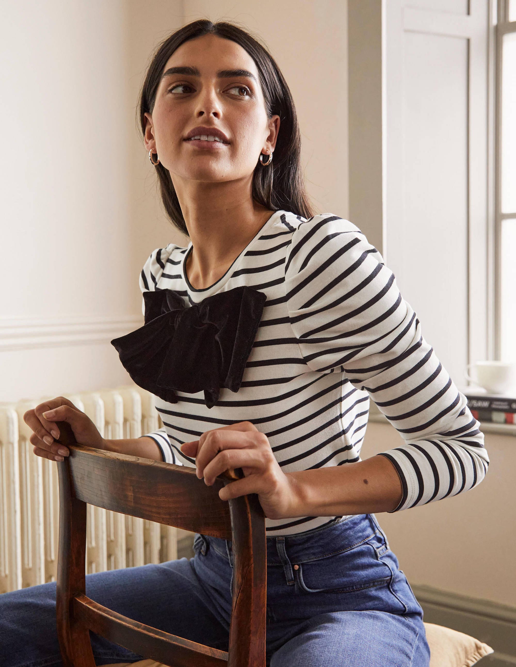 Imogen Bretonshirt-Naturweiß/Schwarz, Schleife - Image 4