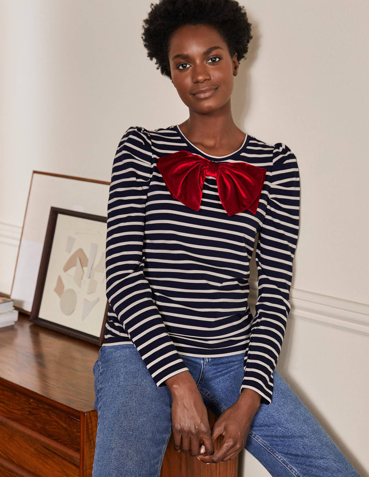 Imogen Bretonshirt-Navy/Naturweiß/Rot, Schleife - Image 1