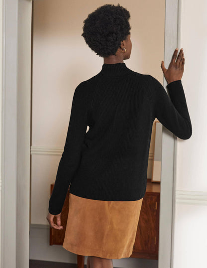 Mia Gerippter Pullover mit hohem Kragen-Schwarz-3
