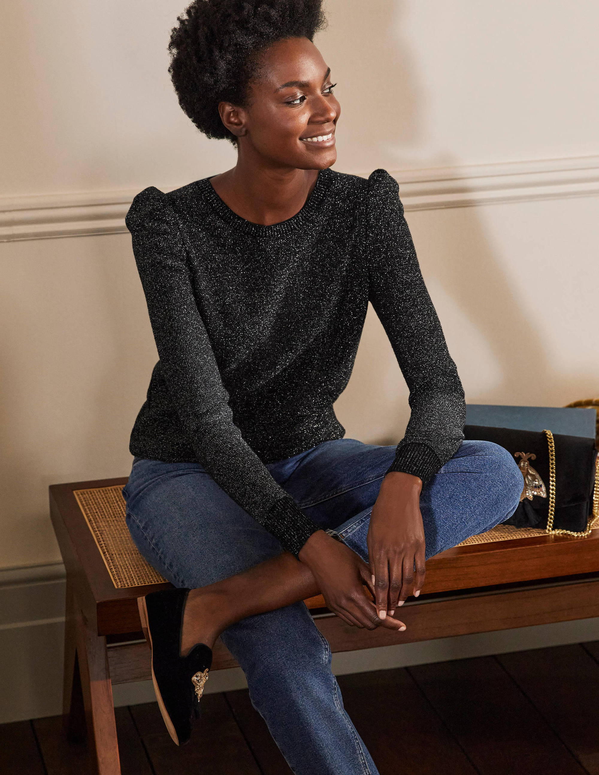 Glitzerpullover mit Puffärmeln-Schwarz, Glitzer - Image 1