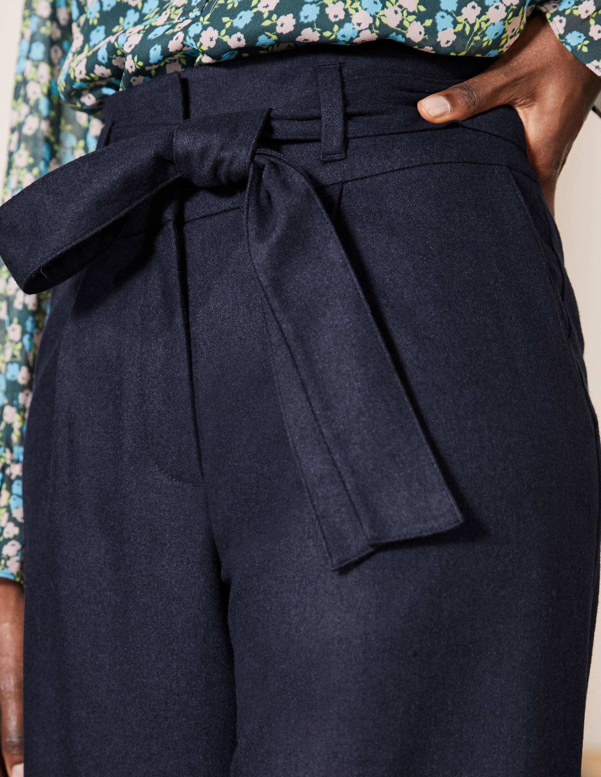 Pantalon large noué à la taille-Bleu marine - Image 1