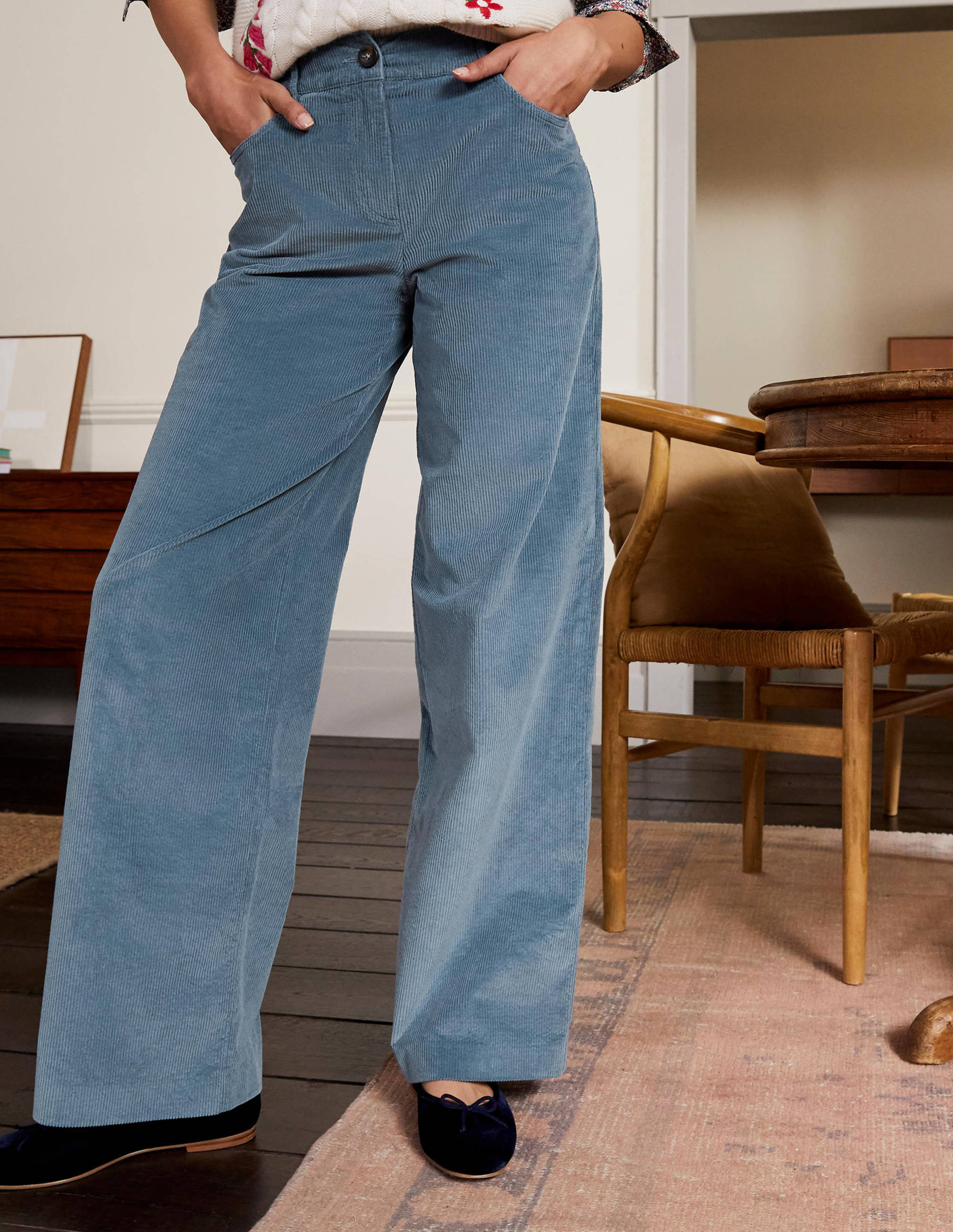 Alexia Hose-Airforce - Image 3