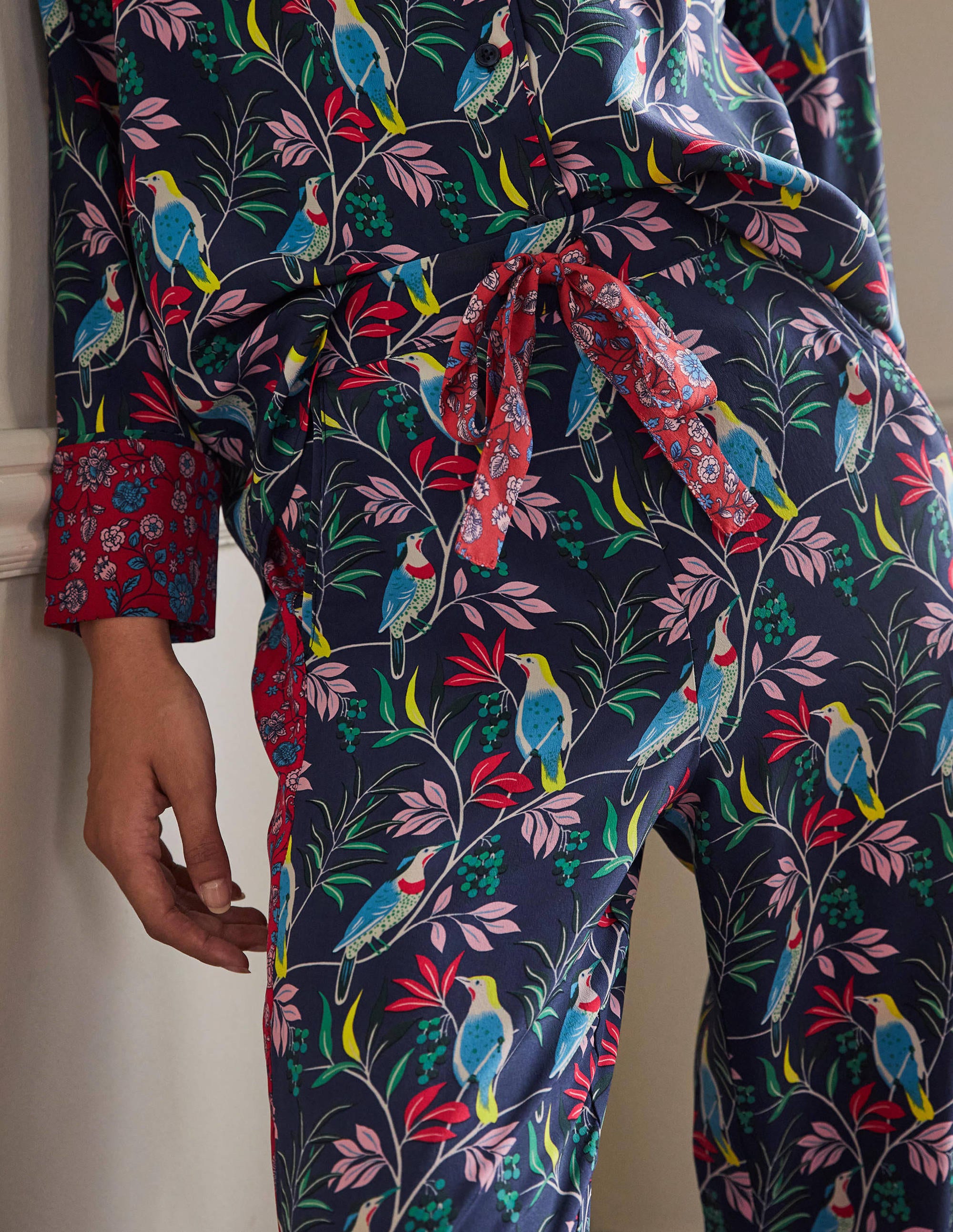 Pyjama en soie-Bleu marine, oiseau baie - Image 1