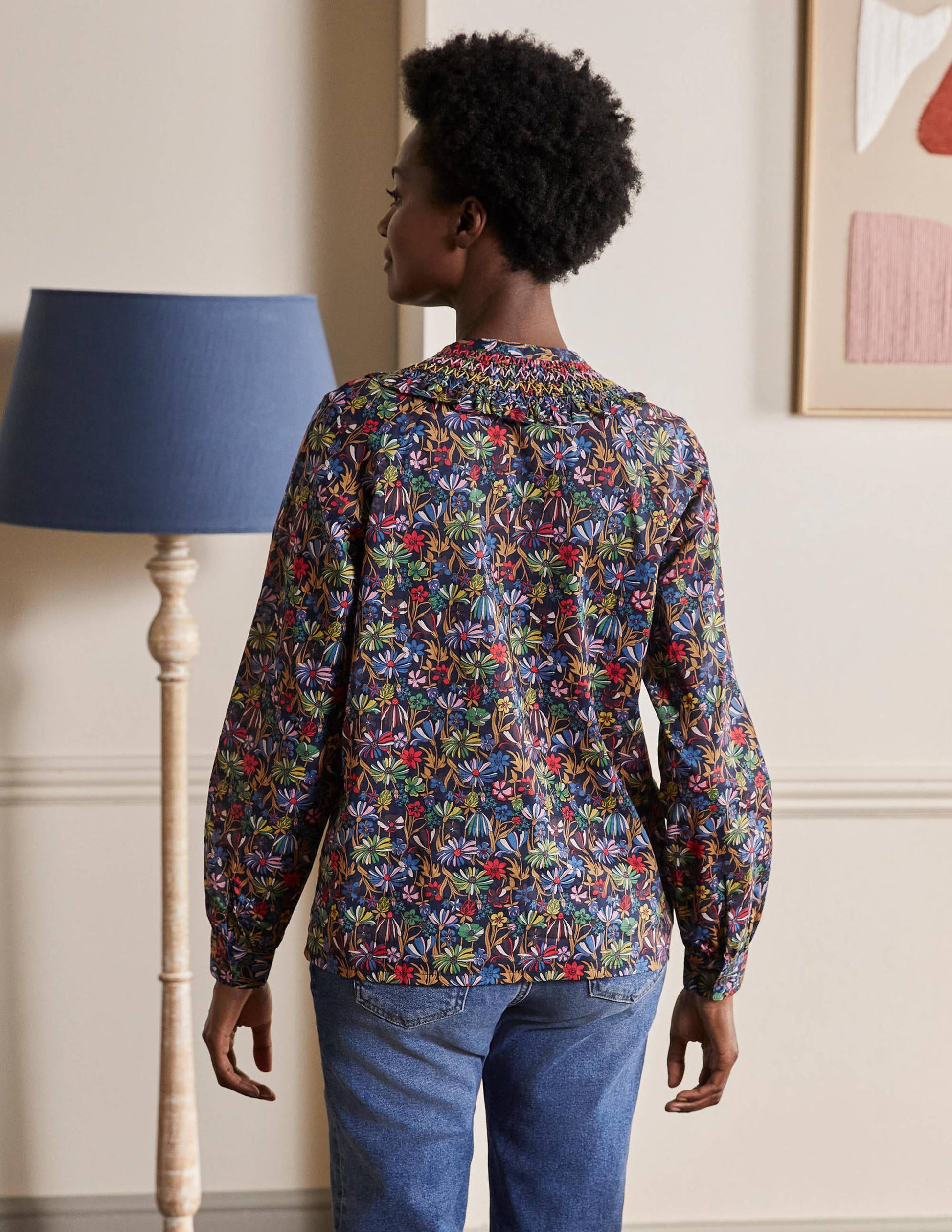 Chemise Leandra en coton à smocks-Bleu marine, motif Wild Dandelion-2