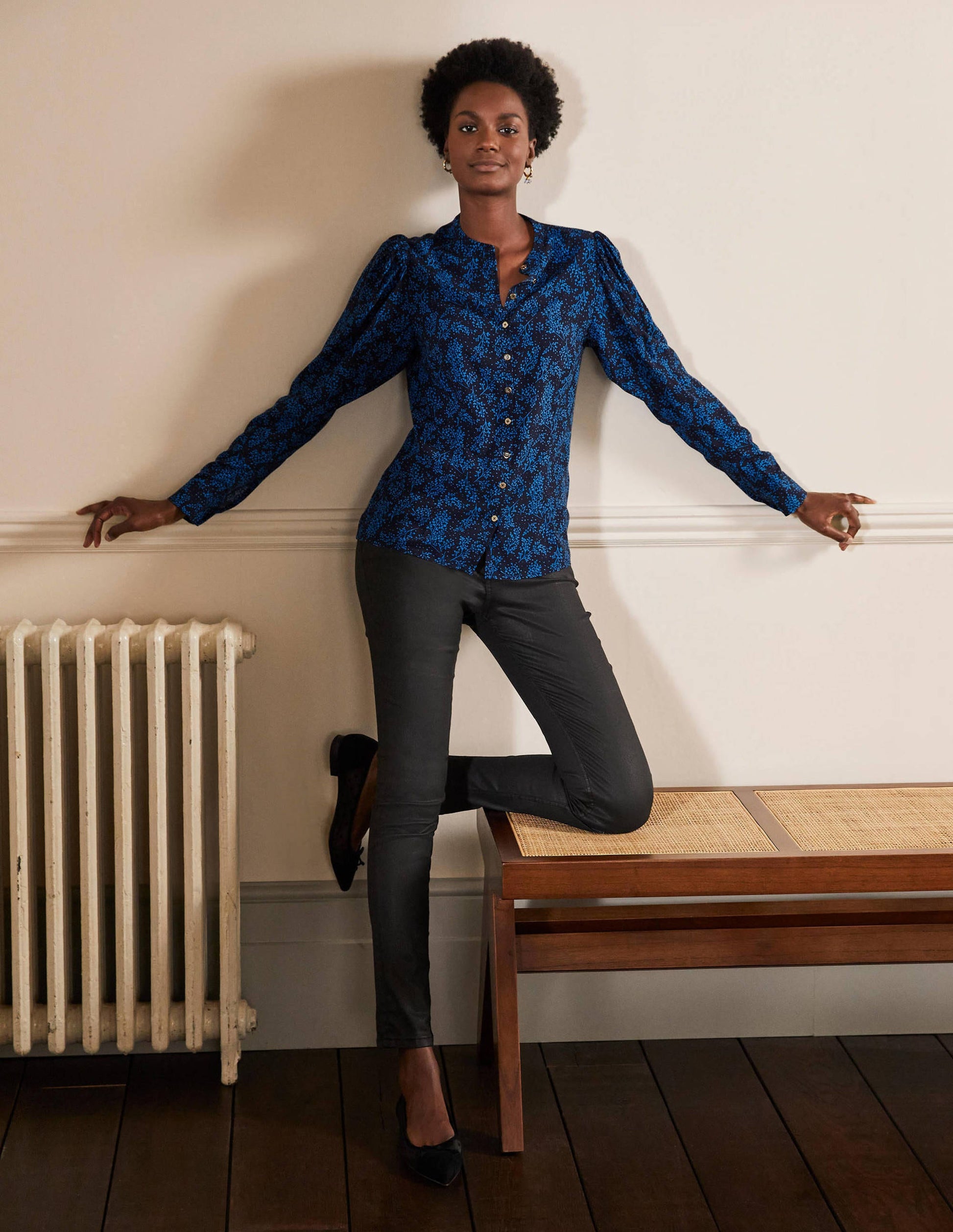 Chemise à manches bouffantes-Motif Leafy Sprig bleu marine/bleu-3