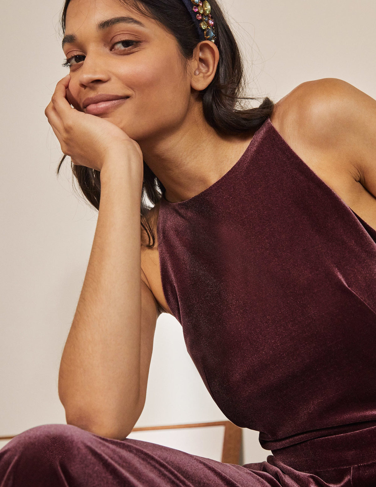 Neckholder-Jumpsuit aus Samt-Dunkelviolett-2