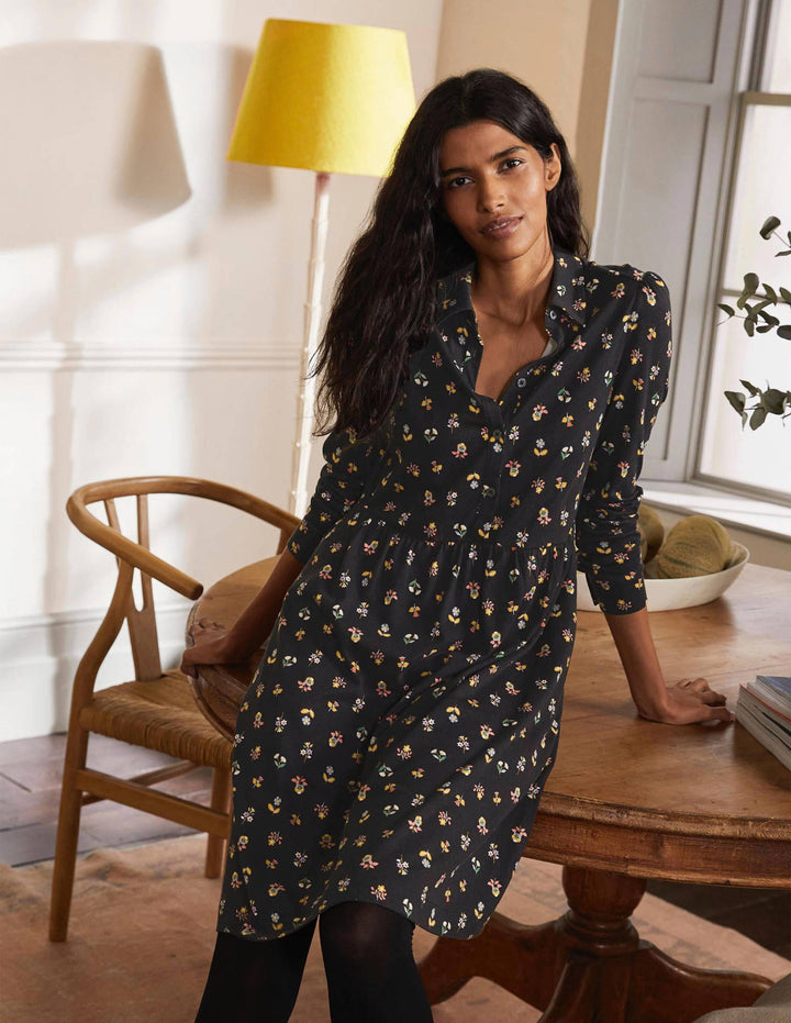 Alma Hemdblusenkleid aus Jersey-Schwarz, Filigranes Blumenmuster