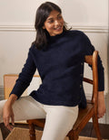 Flauschiger Pullover mit seitlichem Knopf-Marineblau