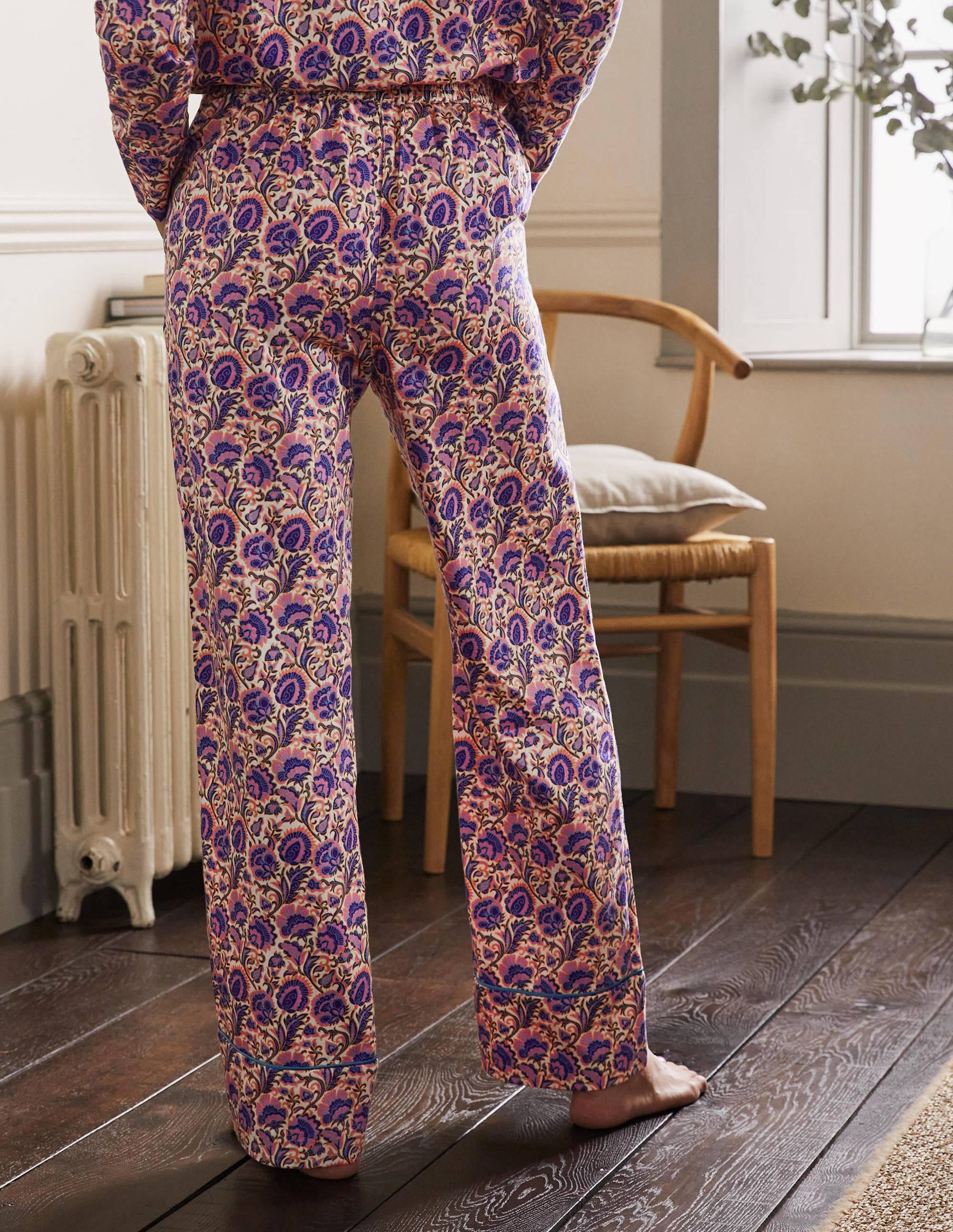 Bas de pyjama en coton-Ivoire, motif floral riche - Image 2