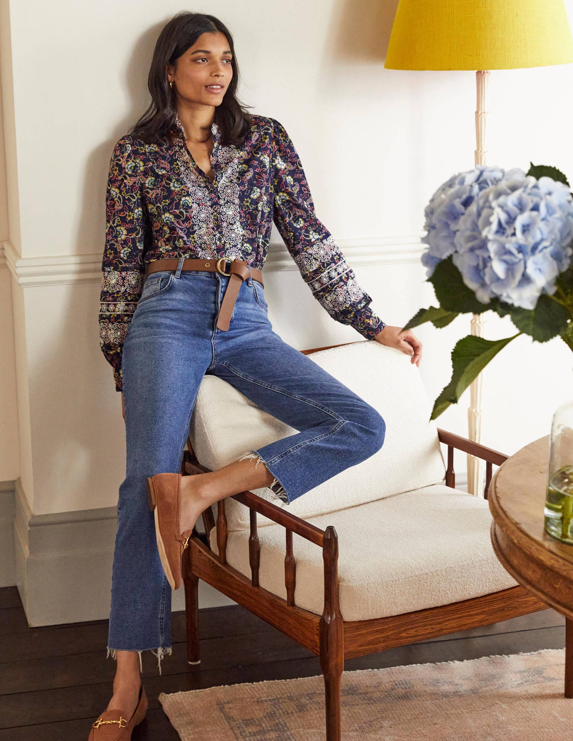 Blouse en coton à broderie anglaise-Bleu marine foncé, motif floral exotique - Image 4