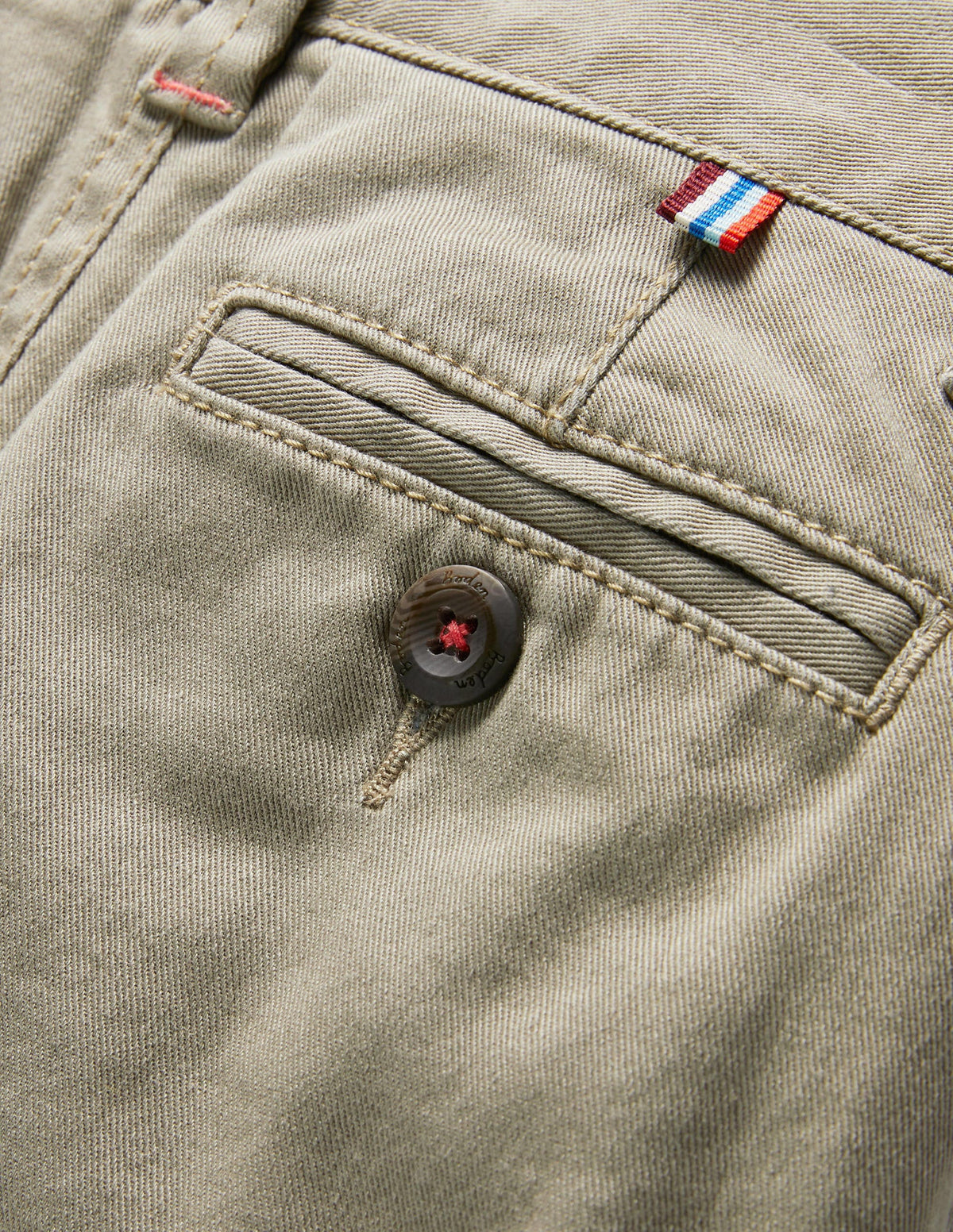Chino-Shorts-Nussbraun-3