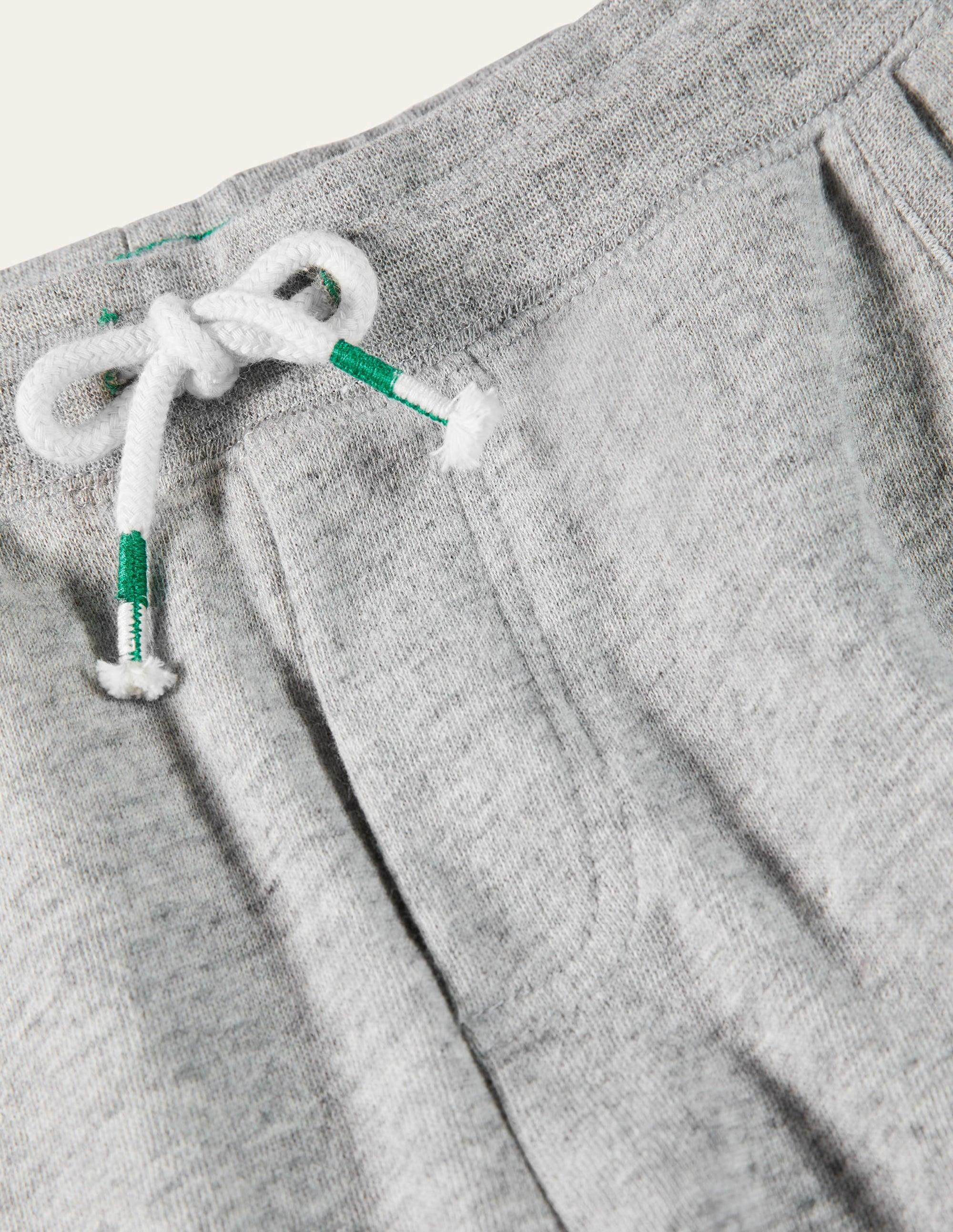 Basic-Sweatshorts-Grau - Image 3