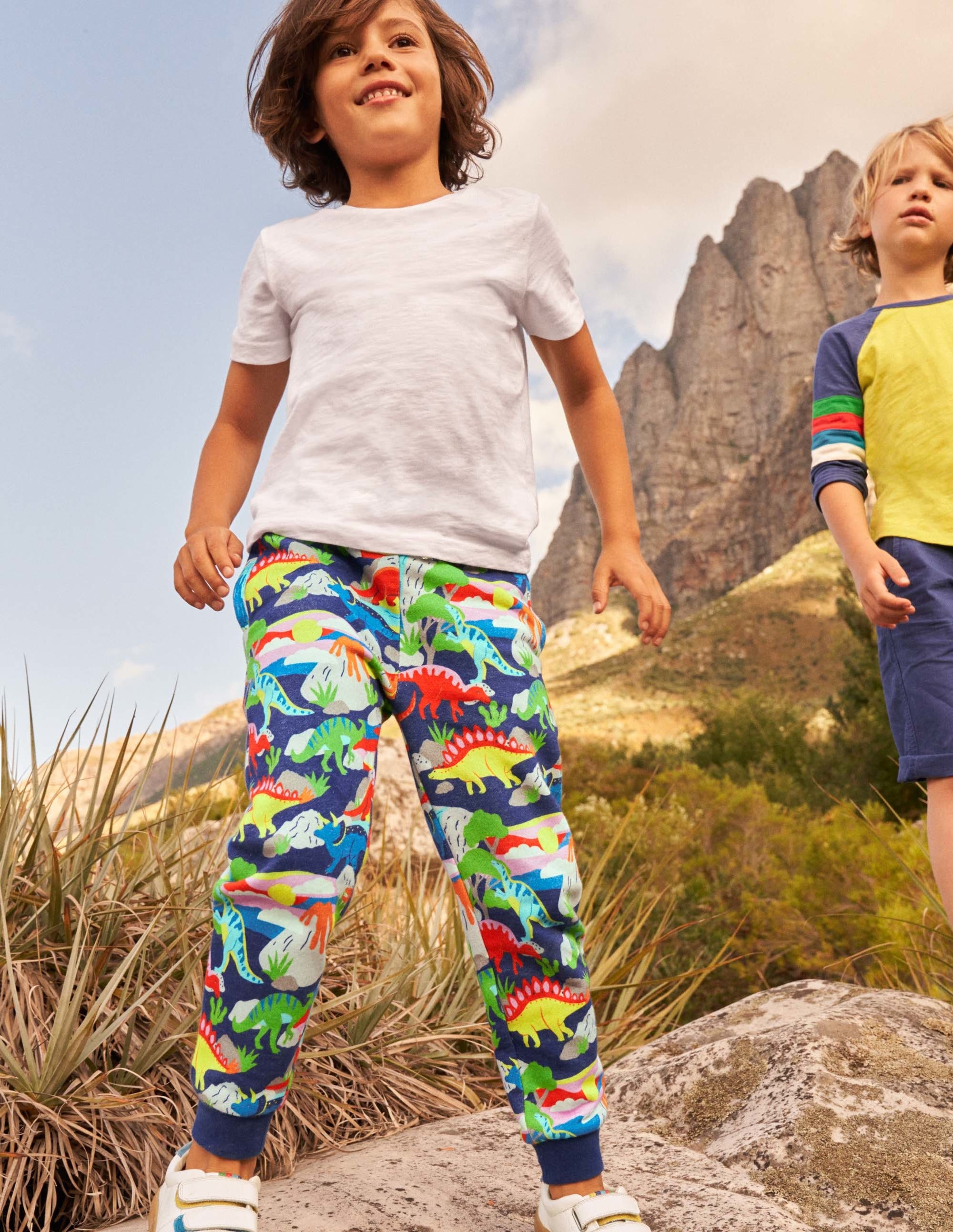 Bas de jogging imprimé-Motif Dino Sunset bleu tribord - Image 4
