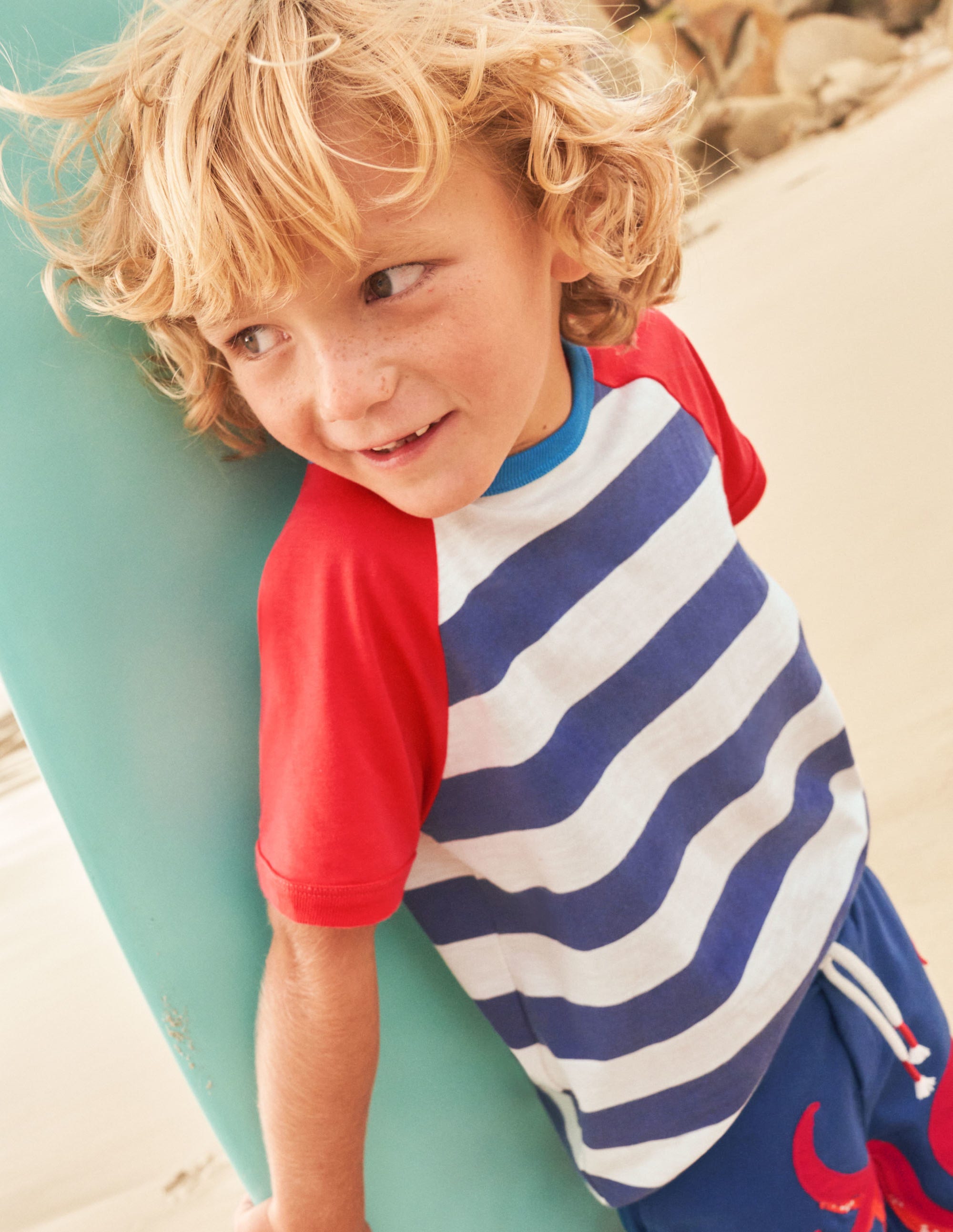 T-shirt à manches raglan colourblock-Bleu tribord/écru - Image 4