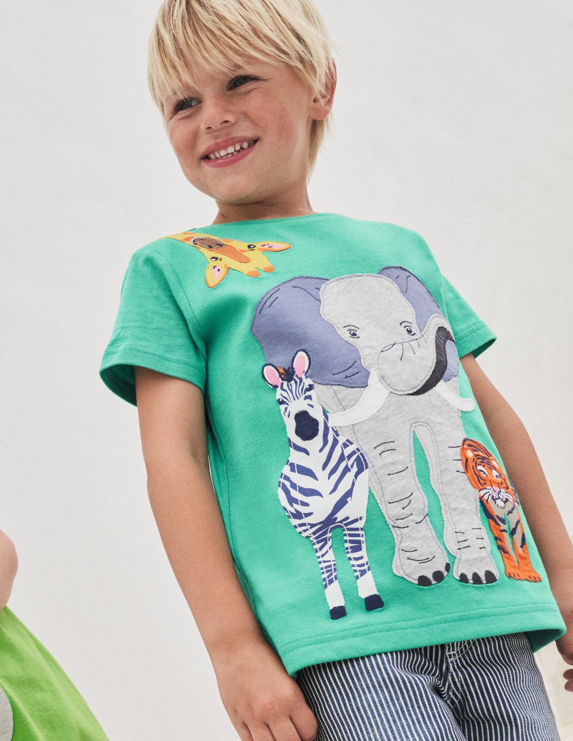 T-shirt à appliqué recto verso-Animaux de safari poivron vert-5