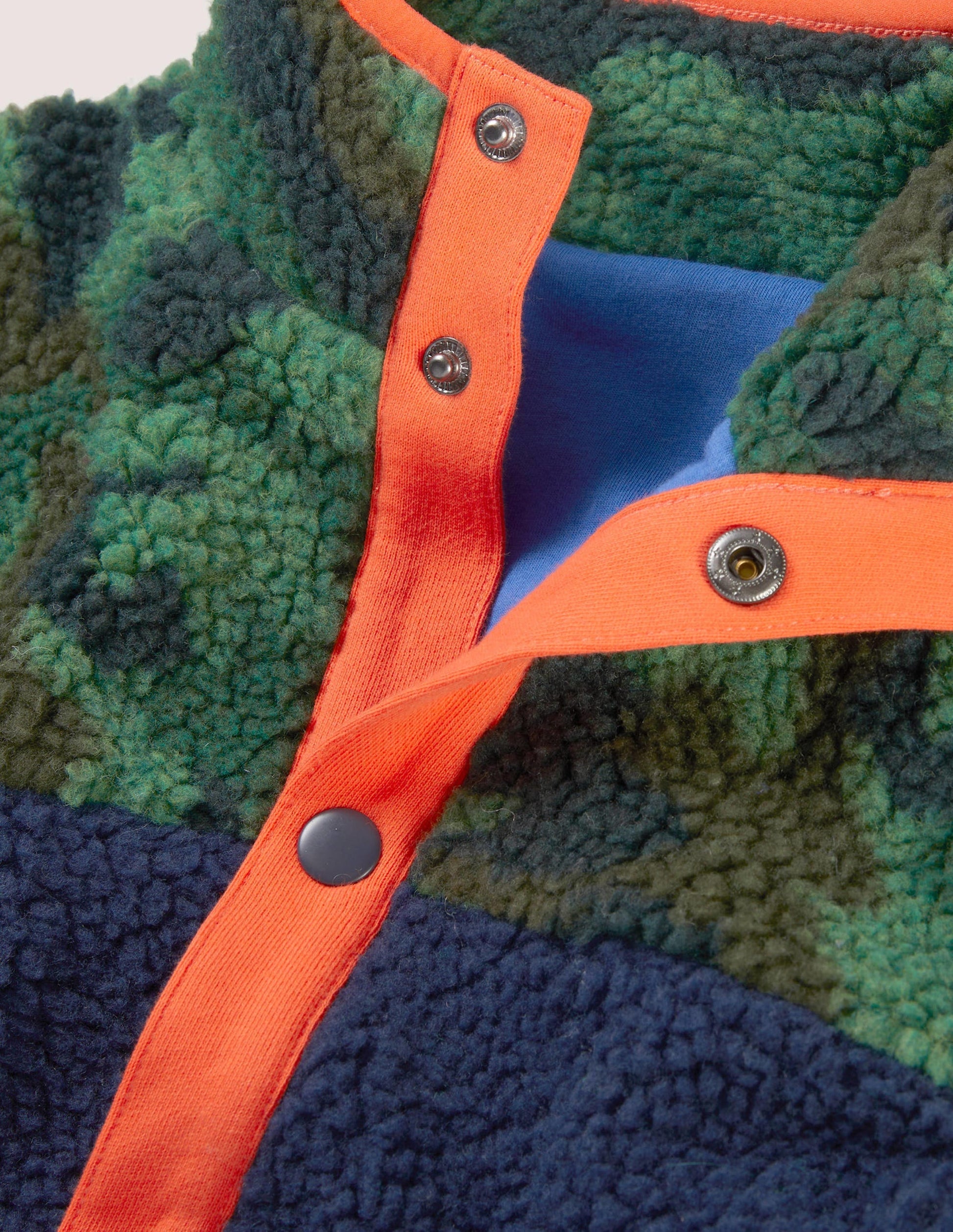 Borg Chuck-on Jacket-Colourblock Camo-3