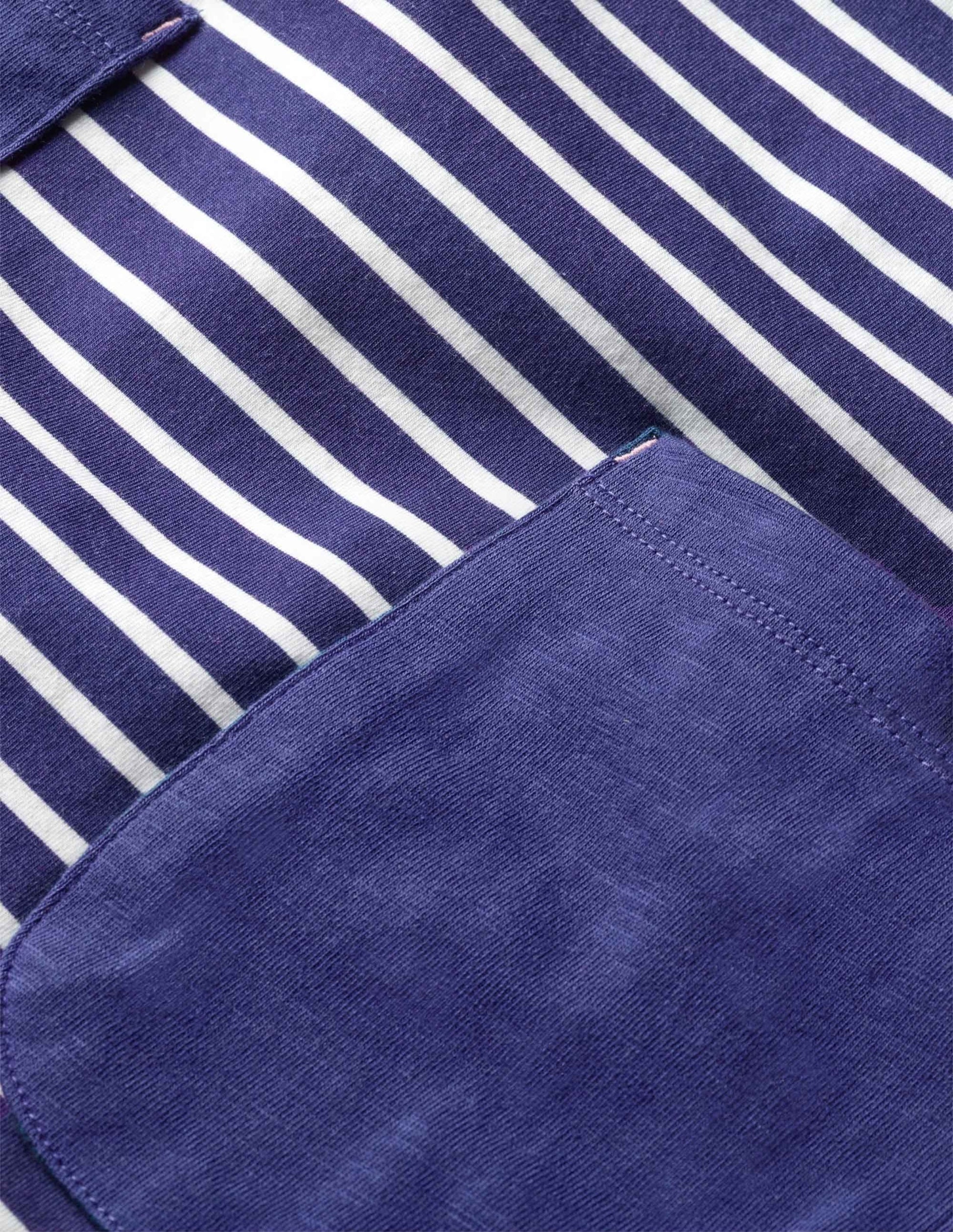 Fröhliches Jerseykleid mit Tasche-Segelblau, Regenbogenbündchen-3