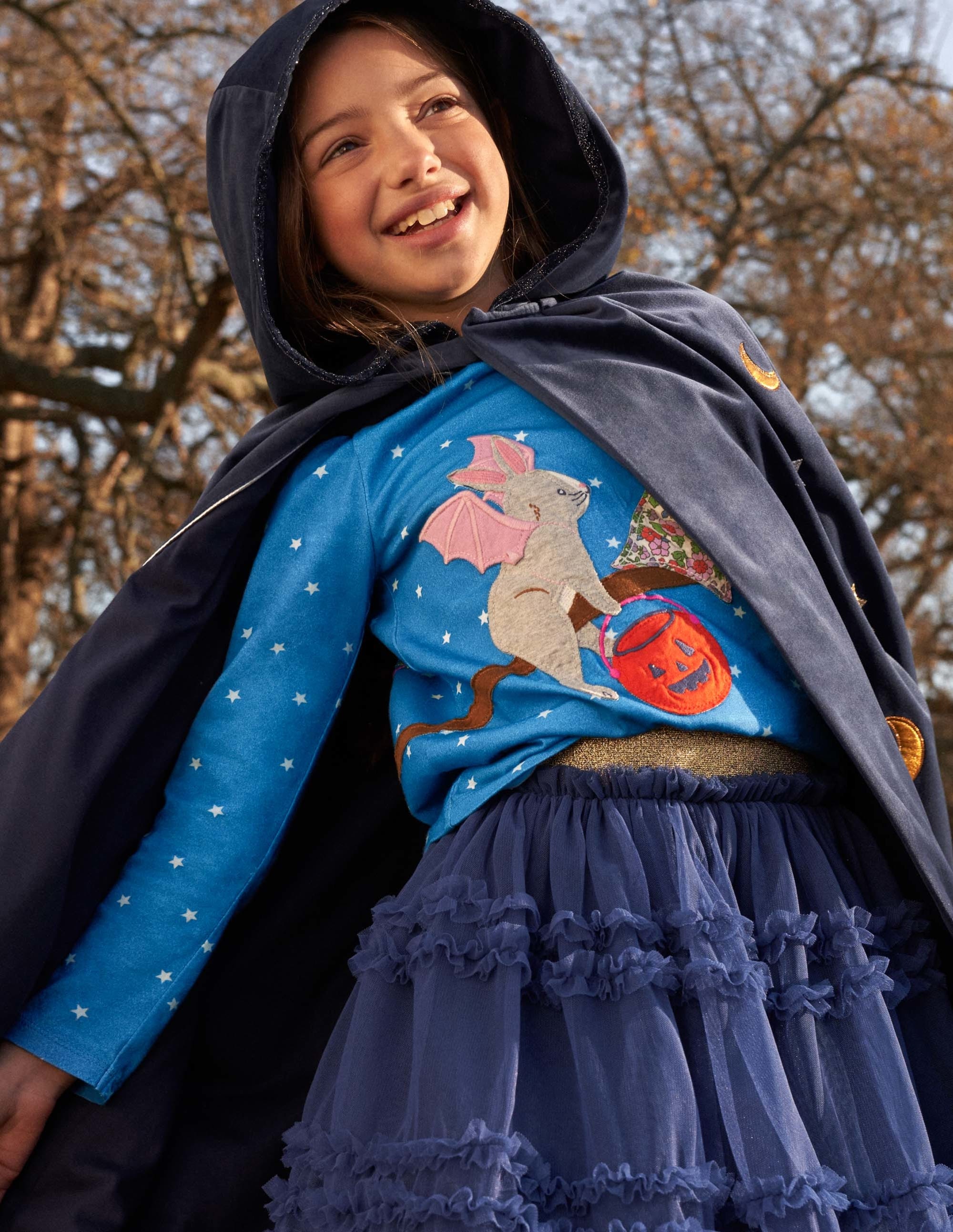 Halloween-Oberteil mit Motiven auf Vorder- und Rückseite-Strahlendes Marineblau, Sterne - Image 4