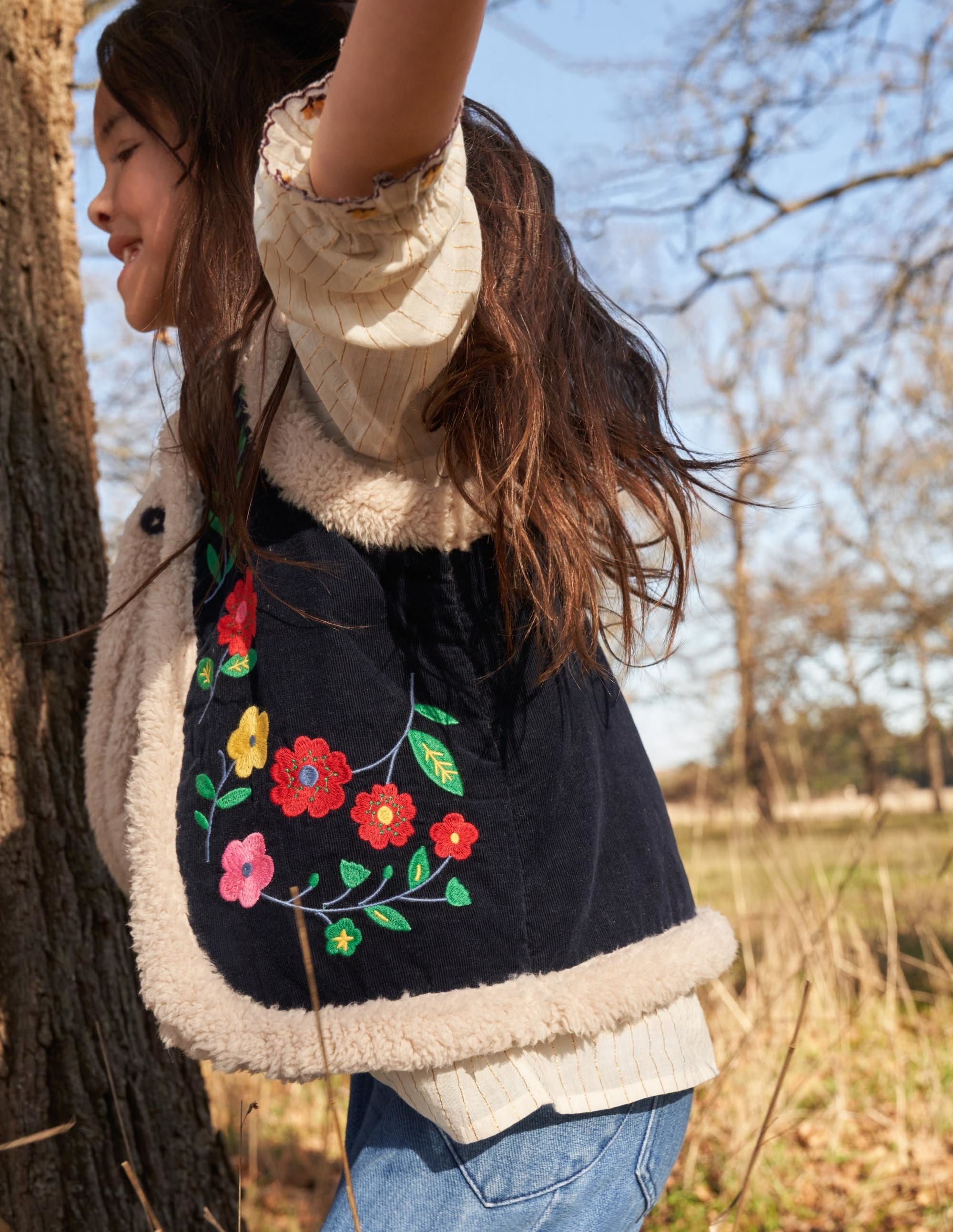 Shaggy Lined Emboidered Gilet-College Navy - Image 8