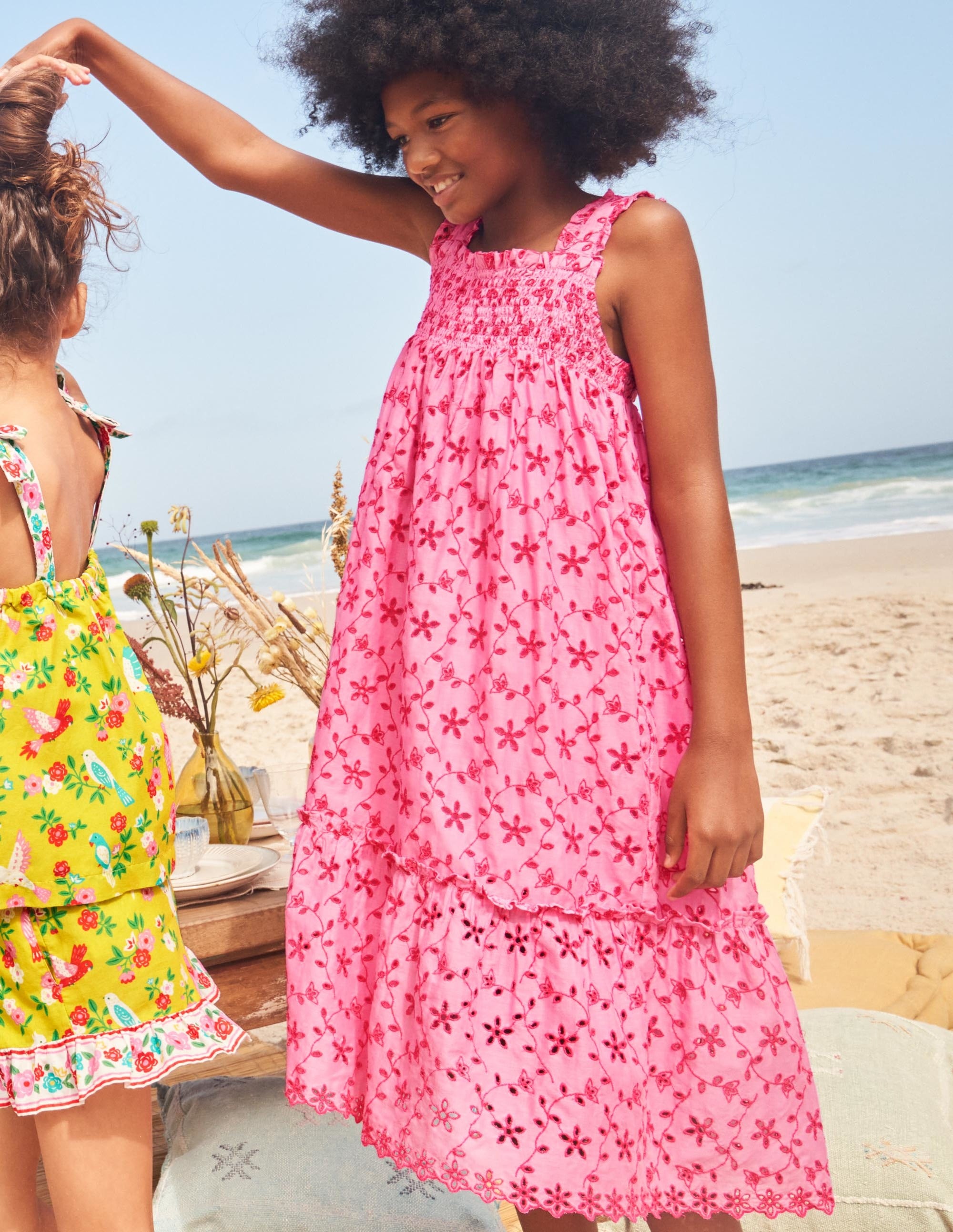 Robe midi volantée-Broderie rose pétale vif - Image 6