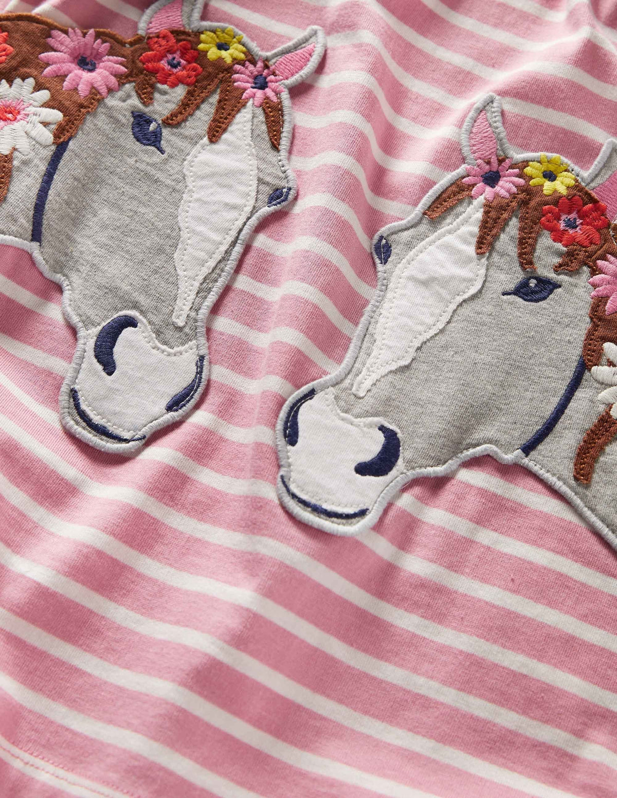 Tunika mit applizierter Tasche-Mandelblütenrosa/Naturweiß, Pferd-3