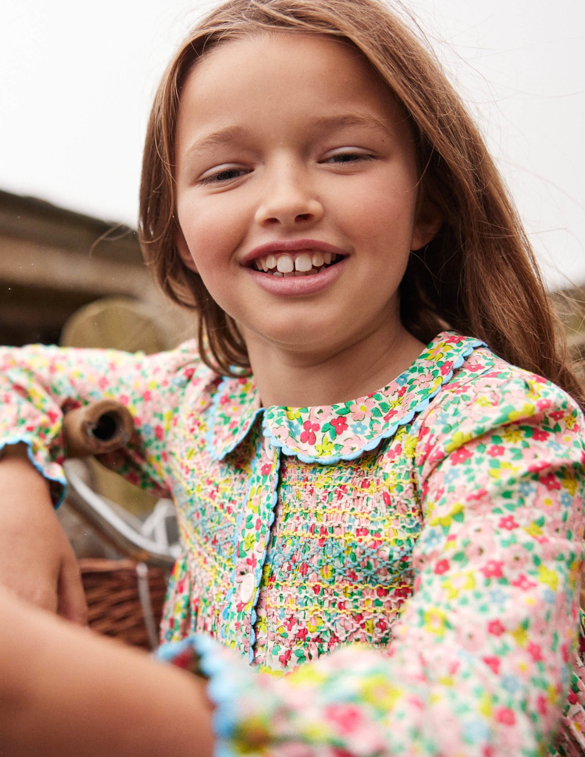 Robe boutonnée à smocks-Motif Spring Floral multi-5