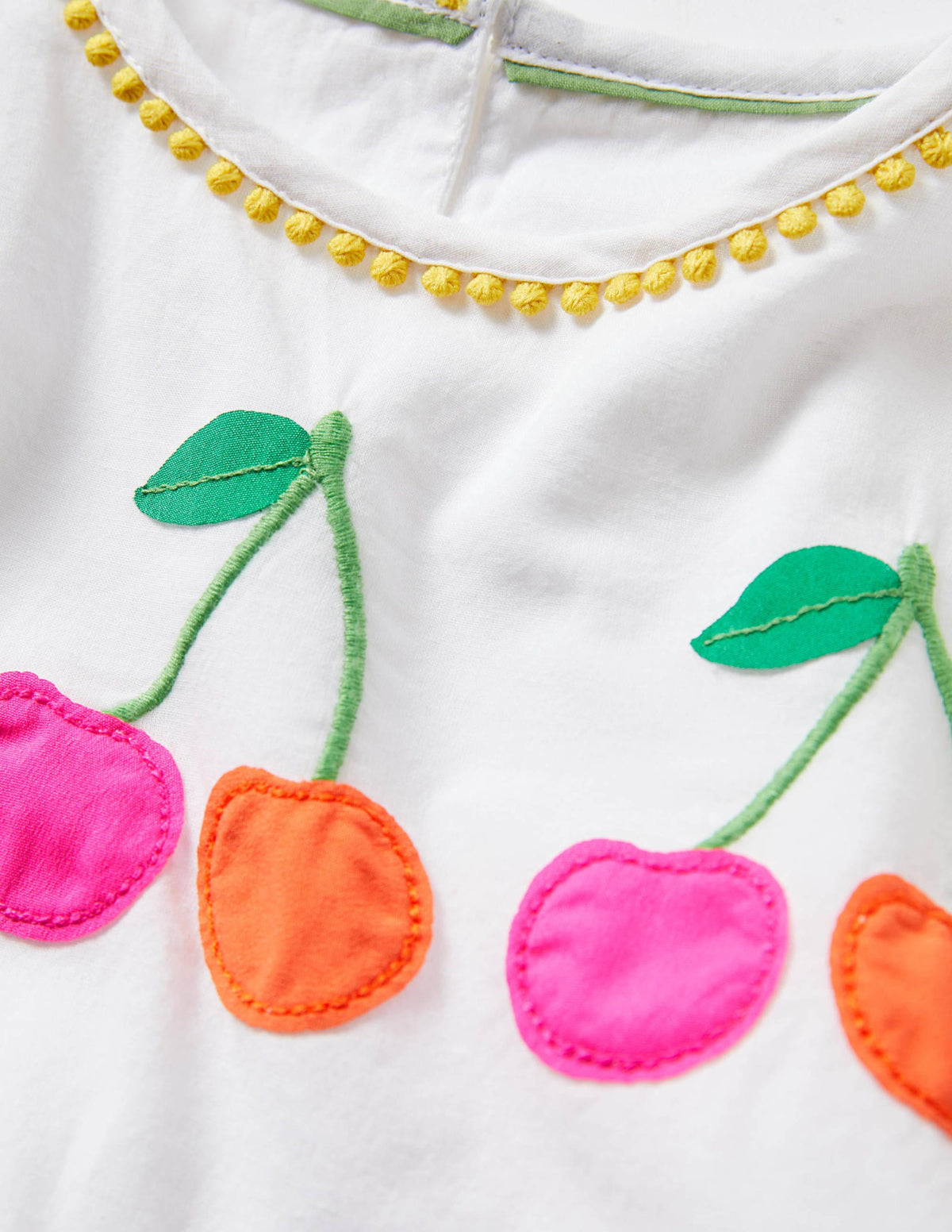 Webkleid mit großer Applikation-Weiß, Früchte - Image 3