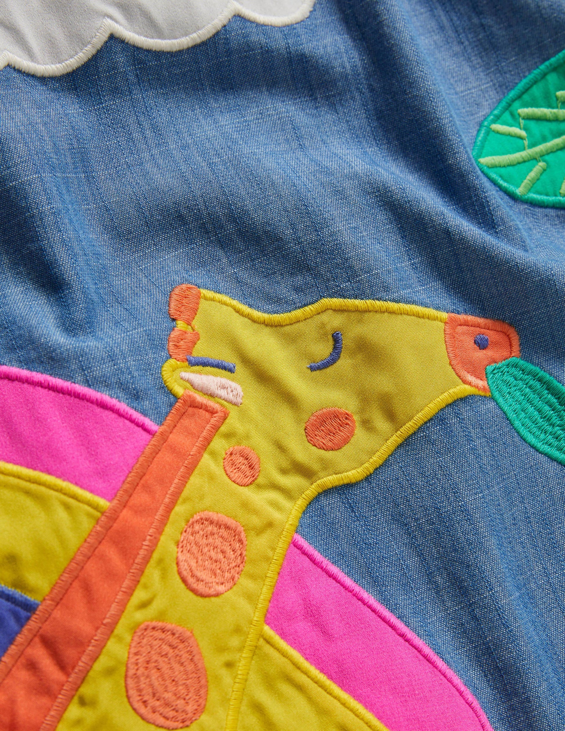 Chambraykleid mit Giraffenmotiv-Faux-Uni, Giraffen-3