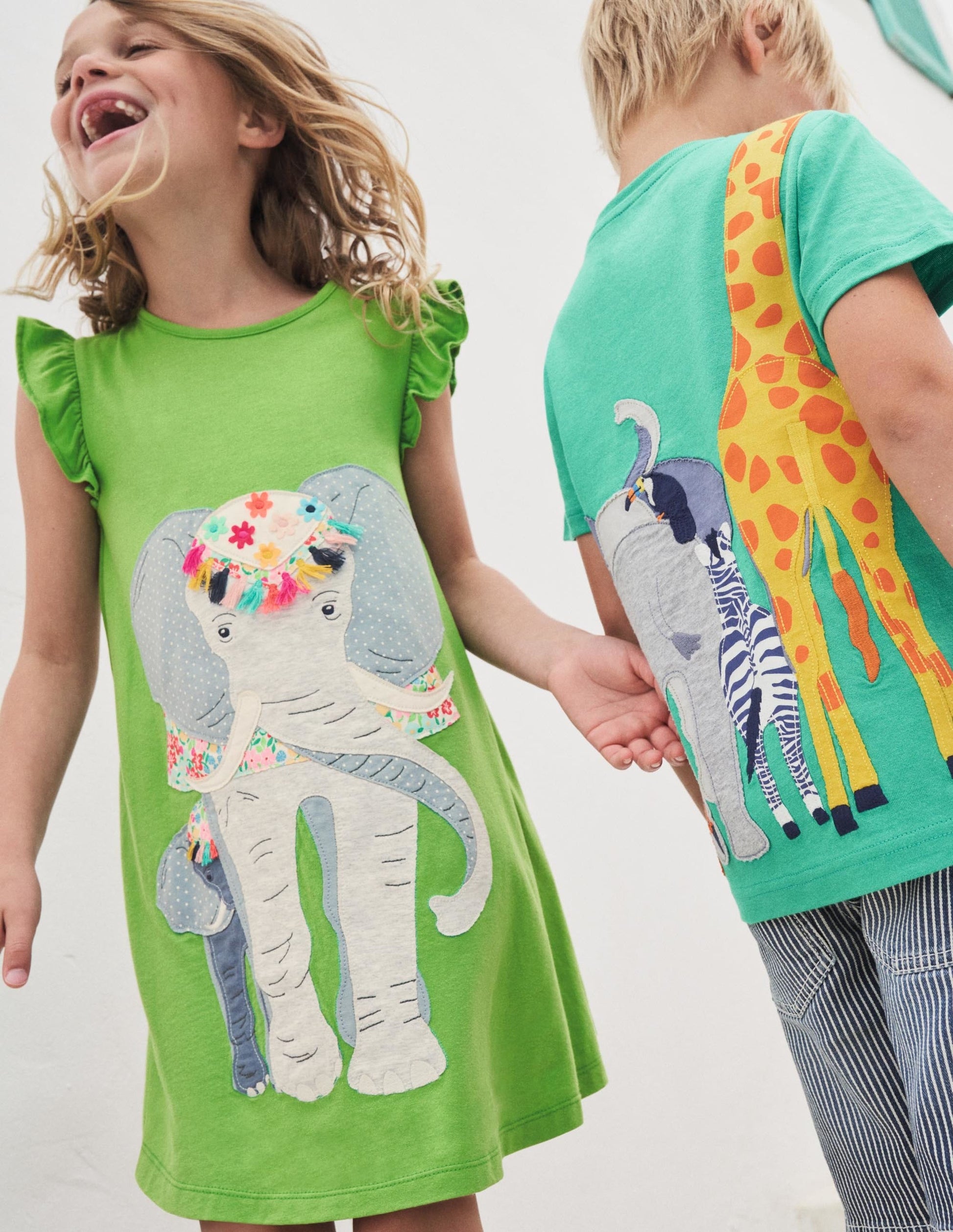 Kleid mit Rüschenärmeln und Applikation-Grünfink, Elefant-4