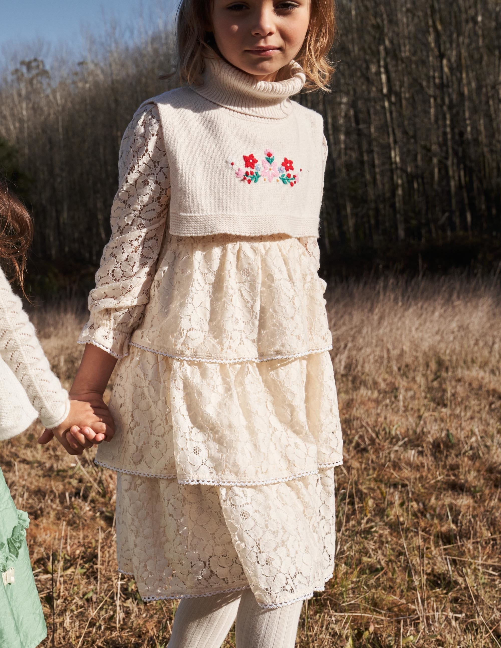 Gestuftes Spitzen-Partykleid-Vanille - Image 6