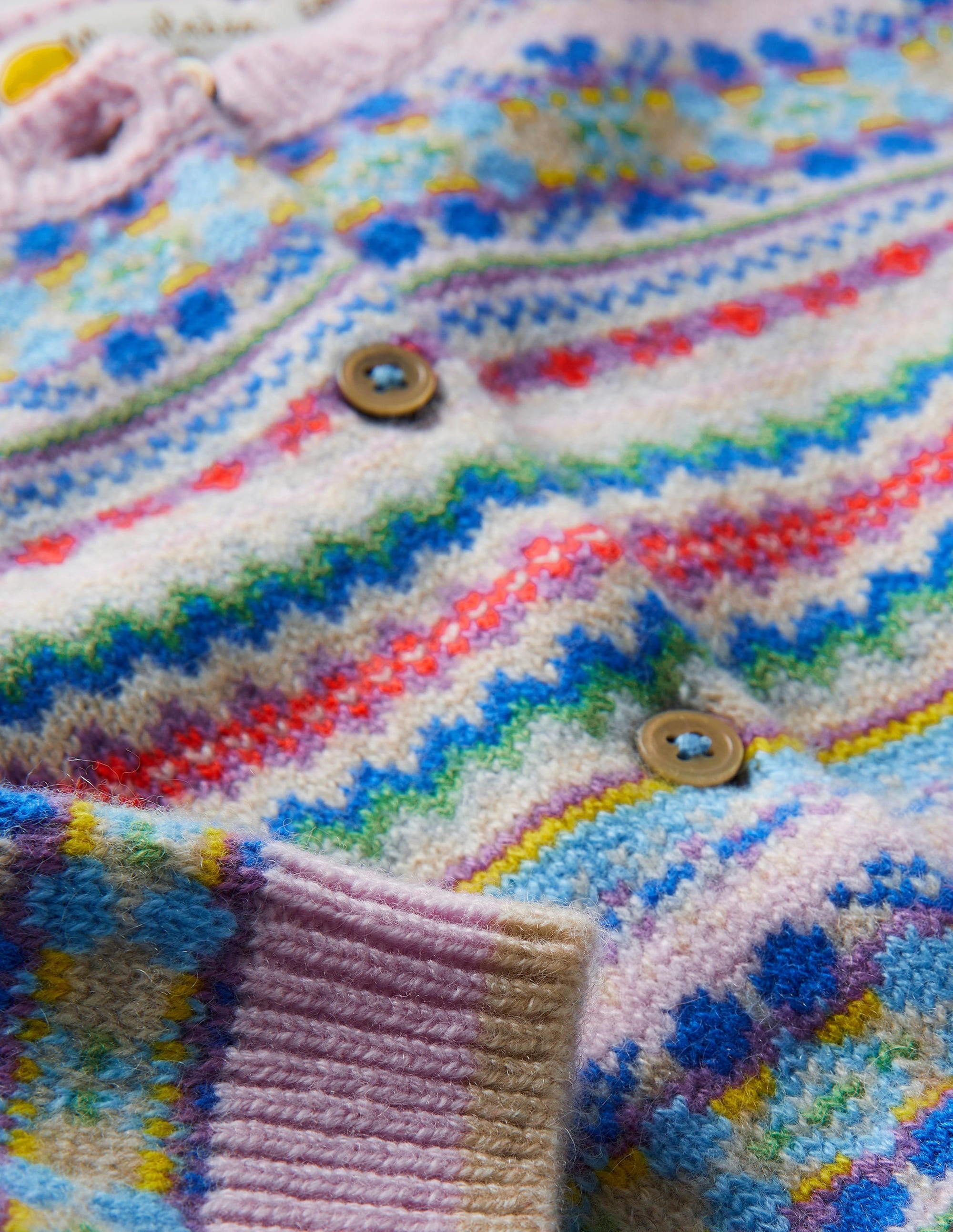 Pink Fair Isle Cashmere Cardigan-Delfinrosa, Buntes Fair-Isle-Muster - Image 3